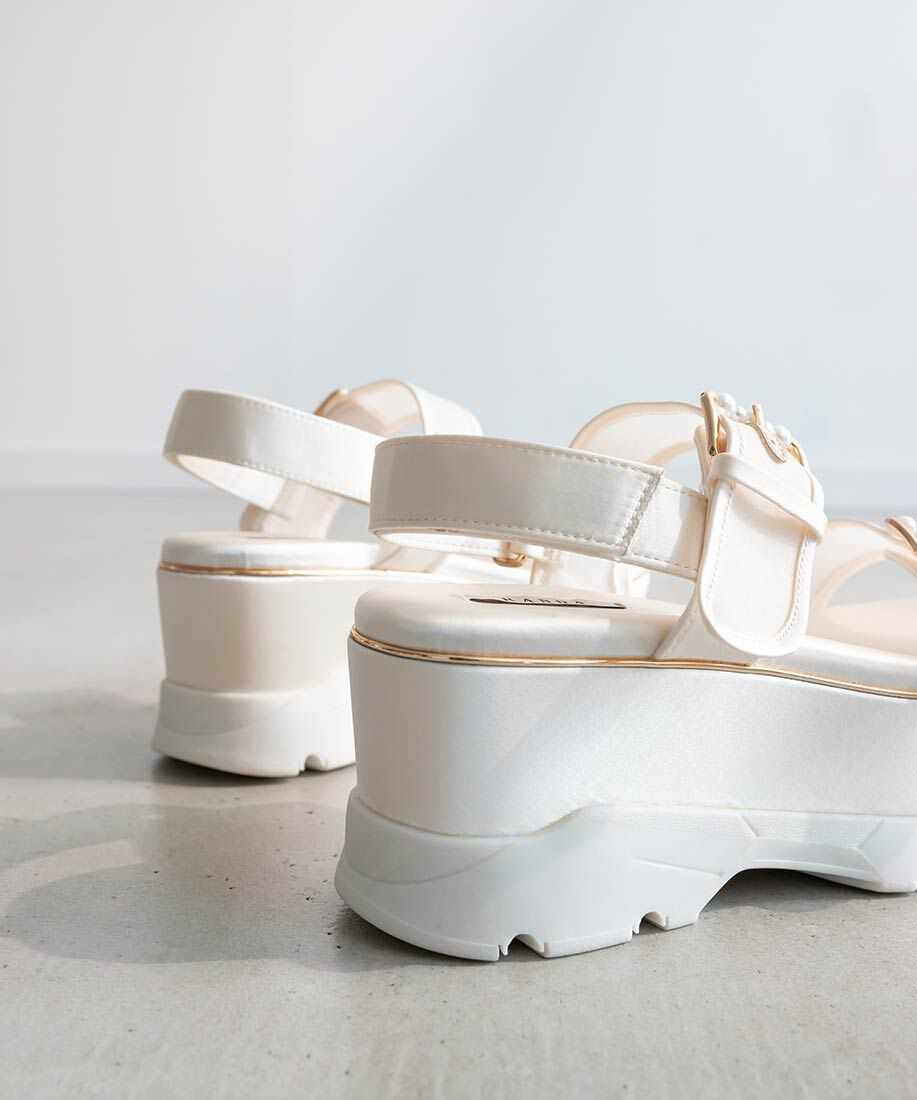  「パールバックルボリュームソールスポーツサンダル」|サンダル|