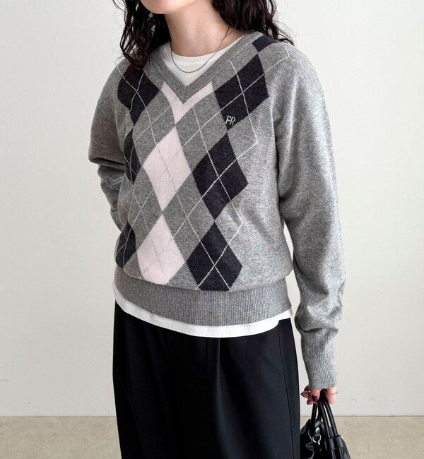 fredy emue「アーガイル柄インターシャVネックニット」|ニット・セーター|