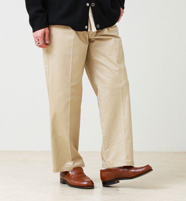 GLOSTER「【大人の万能パンツ】タックチノイージートラウザー」|チノ|ベージュ