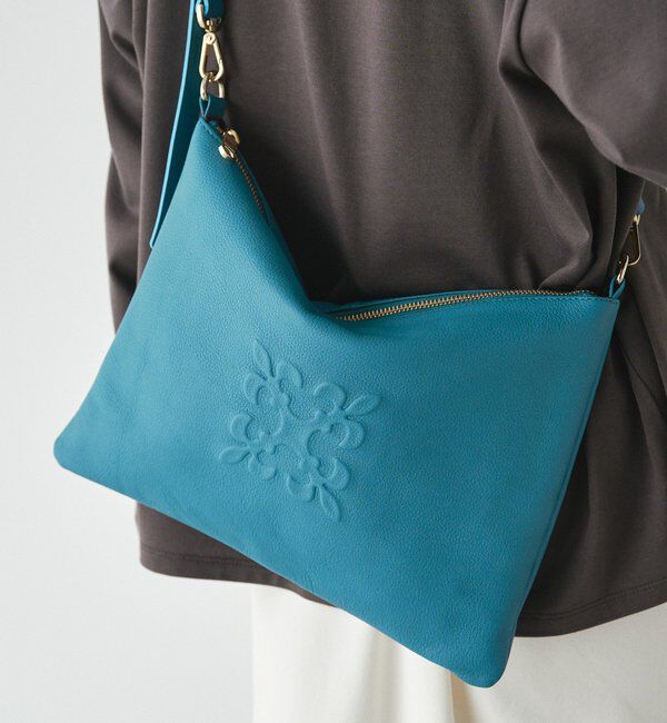  「エンボスモノグラムショルダーバッグ」|ショルダー・メッセンジャー|