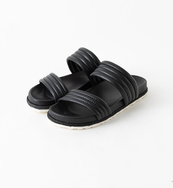 AU BANNISTER「【販売店舗限定】クッションベルトフットベットサンダル」|サンダル|ブラック