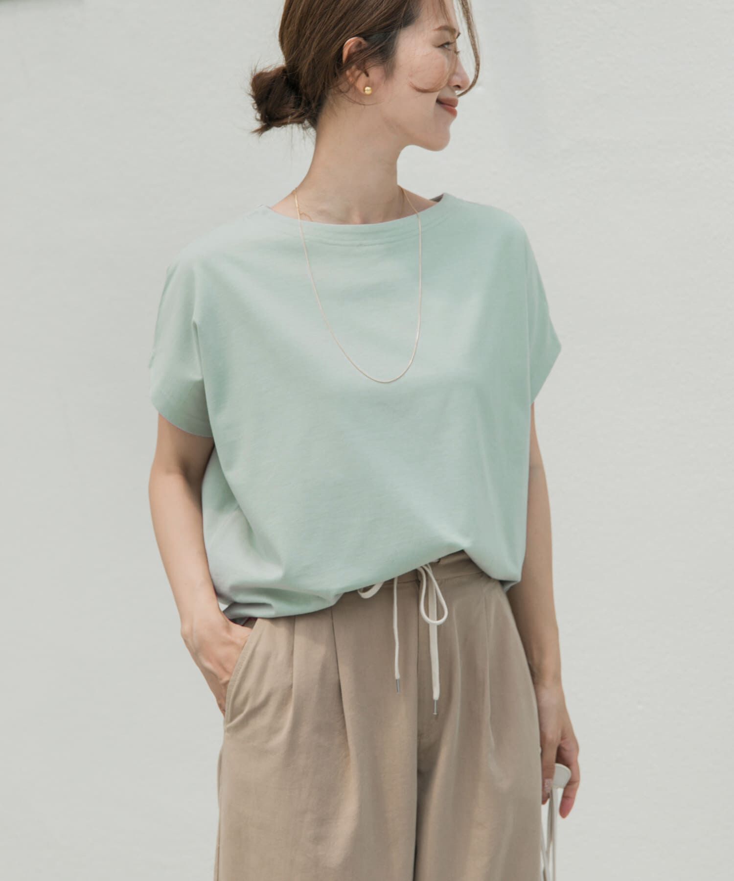 URBAN RESEARCH DOORS「ドライコットンボートネックプルオーバー」|Tシャツ・カットソー|