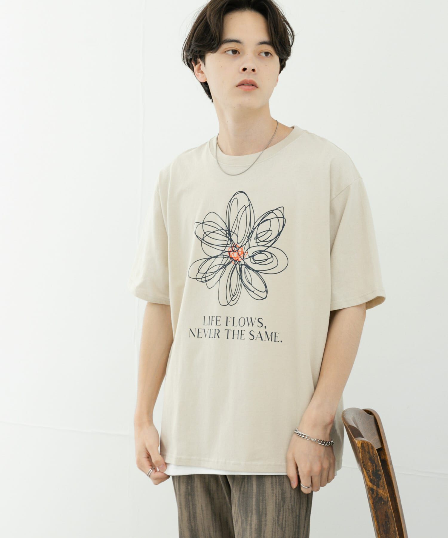 SENSE OF PLACE by URBAN RESEARCH「フラワーアートグラフィックショートスリーブTシャツ」|Tシャツ・カットソー|