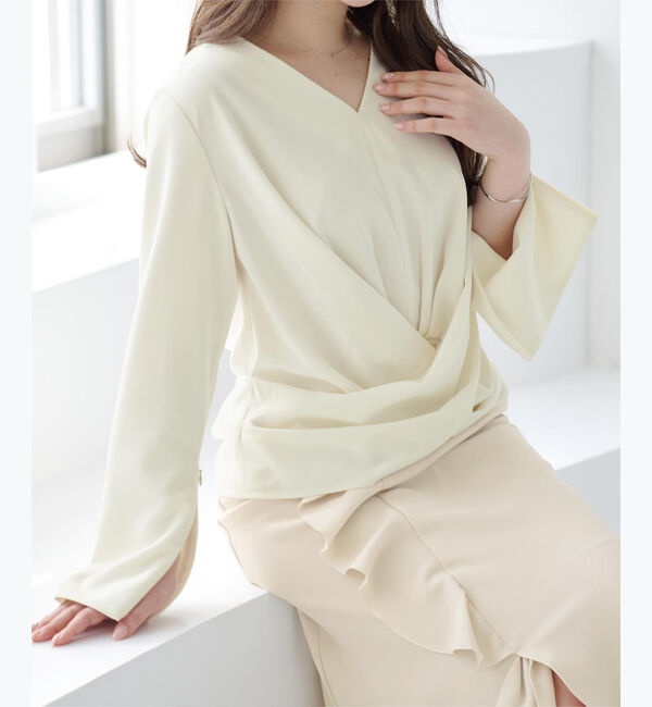 ur's「【尾﨑真衣さんコラボアイテム】2wayスリットスリーブカシュクールブラウス」|シャツ・ブラウス|