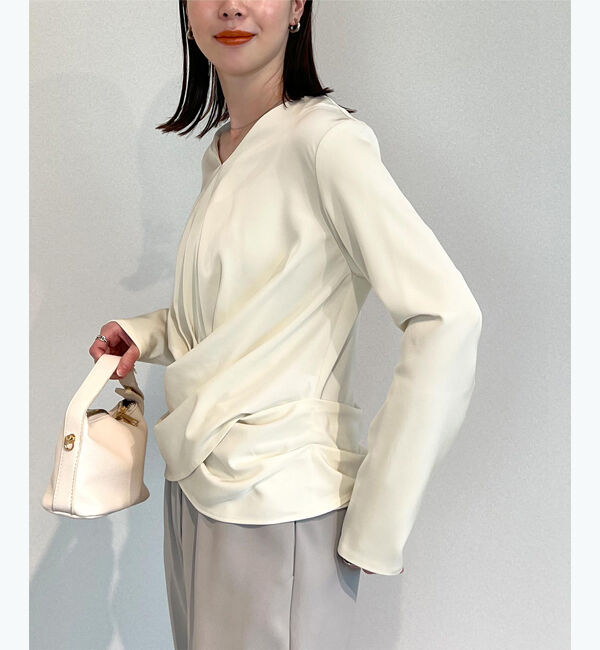 ur's「【尾﨑真衣さんコラボアイテム】2wayスリットスリーブカシュクールブラウス」|シャツ・ブラウス|