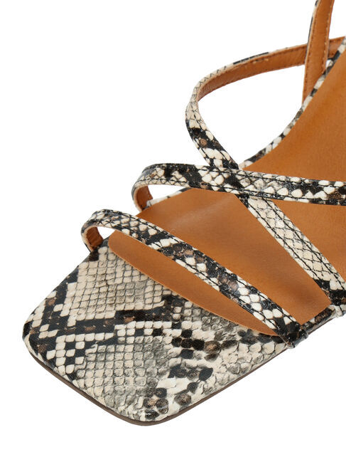 Te chichi「ストラップサンダル《2025summer catalog item》」|サンダル|