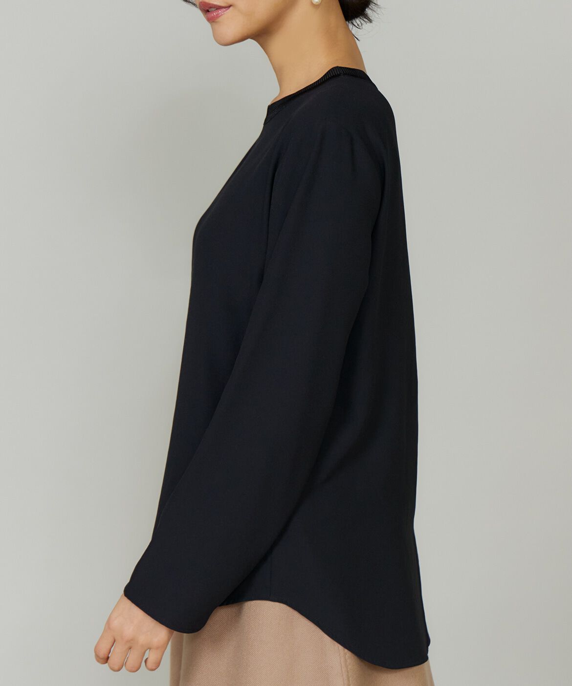 INED「《大きいサイズ》吸汗速乾ジョーゼットプルオーバー」|Tシャツ・カットソー|