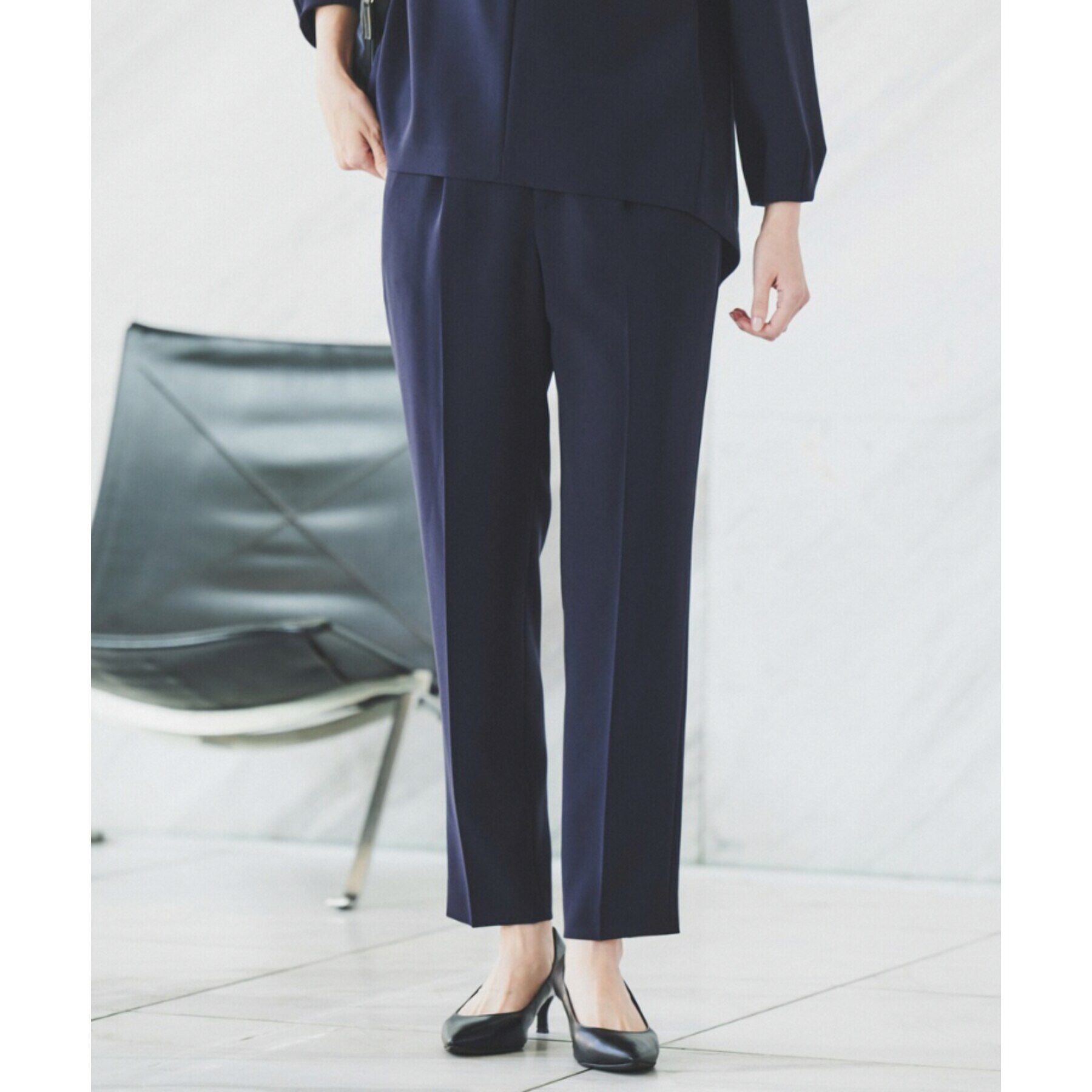 UNTITLED「【通勤スーツ】タックテーパードパンツ」|その他|