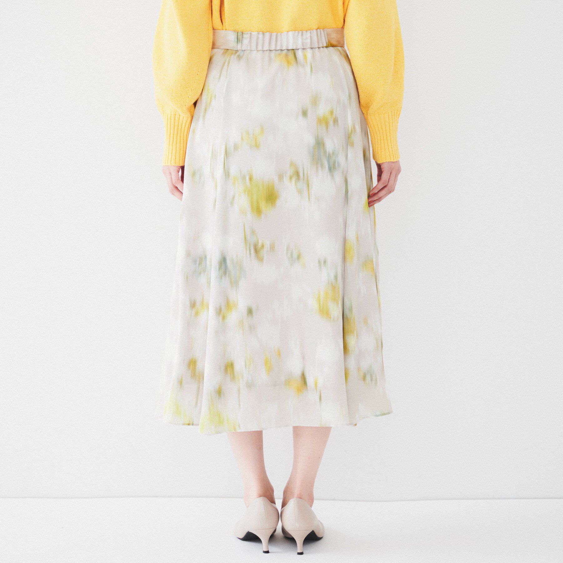 UNTITLED「【後ろウエストゴム/花柄】ぼかしフラワー プリントスカート」|スカート|