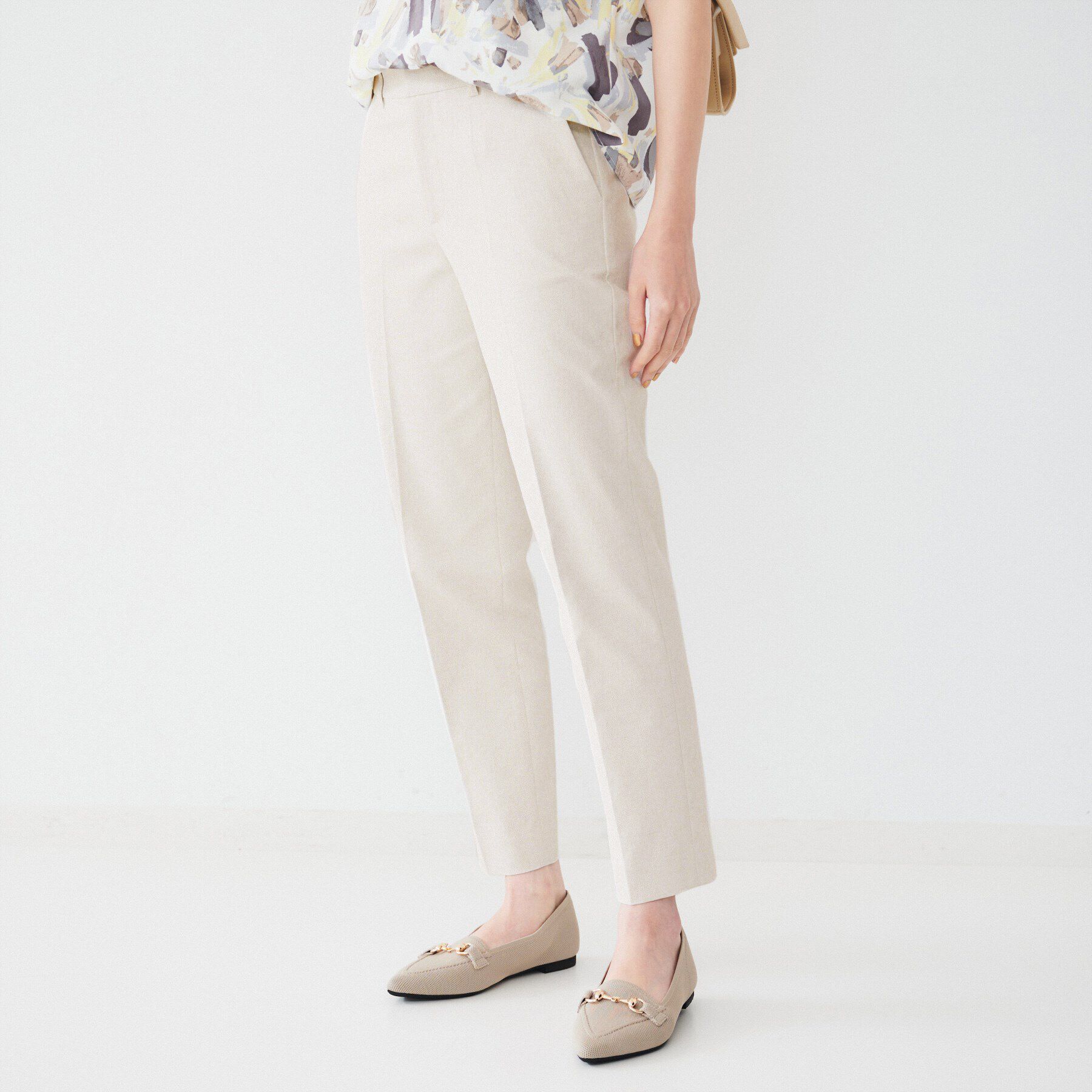 UNTITLED「オックステーパードパンツ」|その他|グレージュ(050)