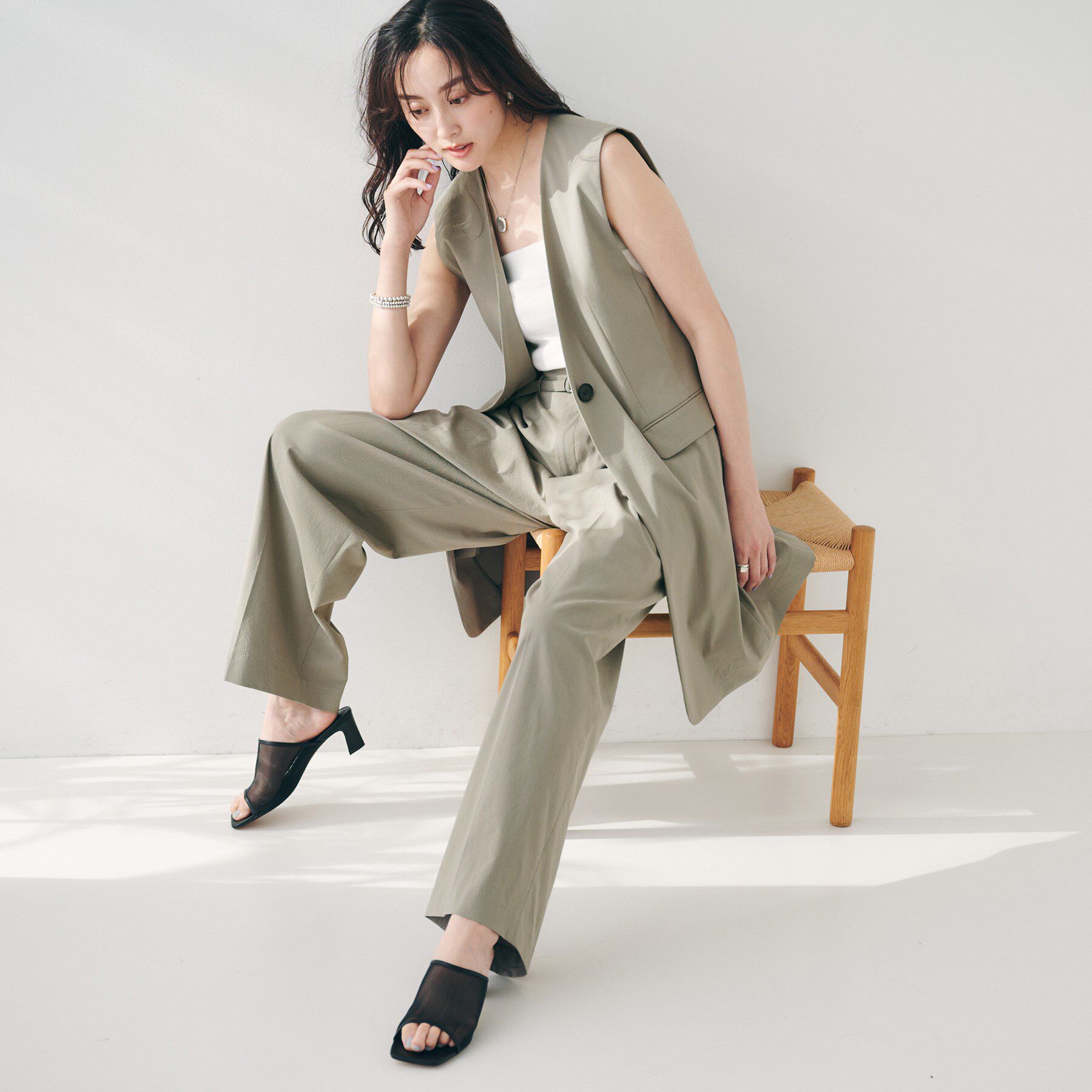 UNTITLED「【セットアップ可能／オンオフ】ラミー混 タックワイドパンツ」|その他|