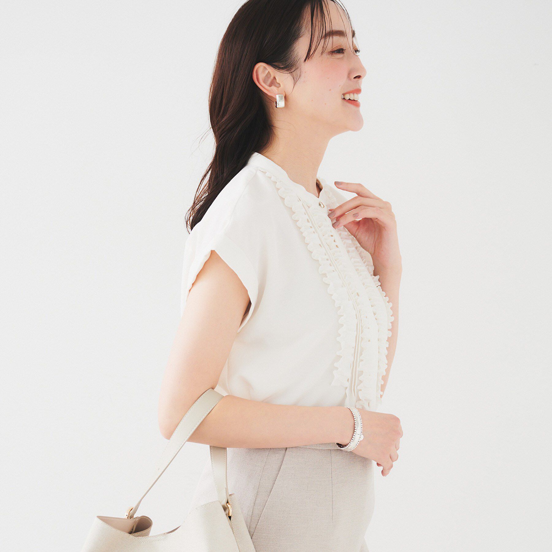 UNTITLED「【吸水速乾/UVケア】フィブリルフリルブラウス」|シャツ・ブラウス|