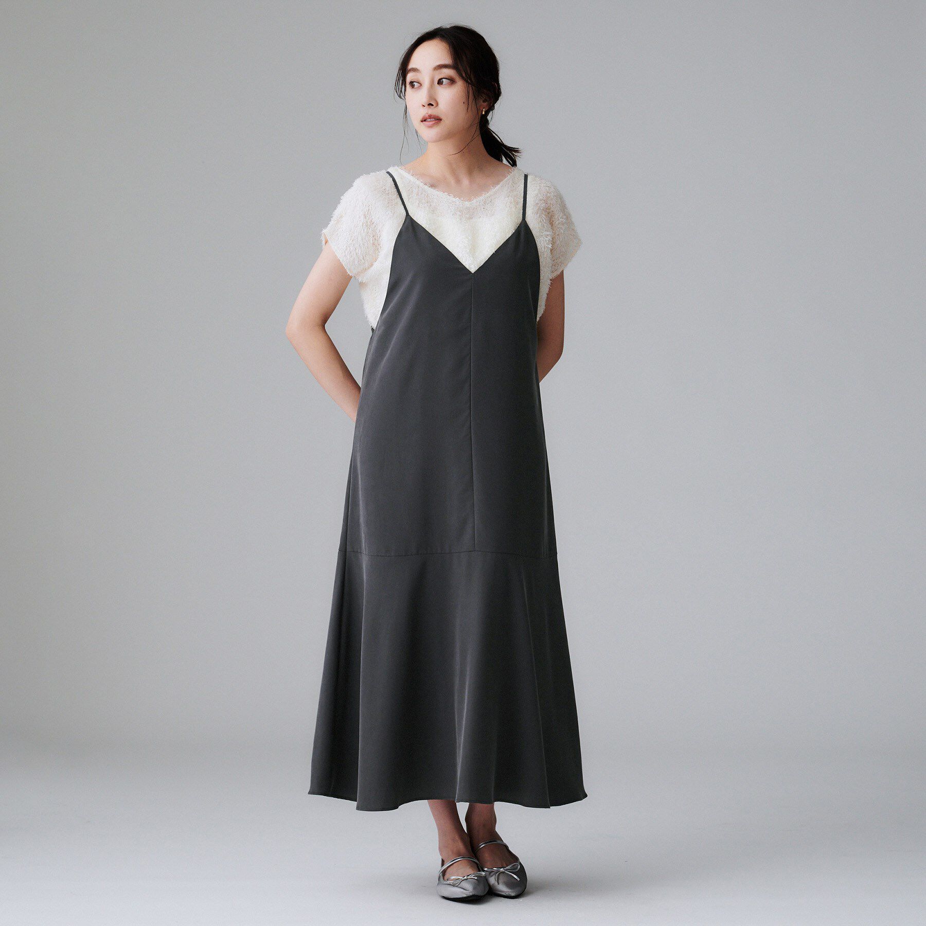 UNTITLED「【洗える/肩紐調節可能】パウダーキャミワンピース」|ワンピース|