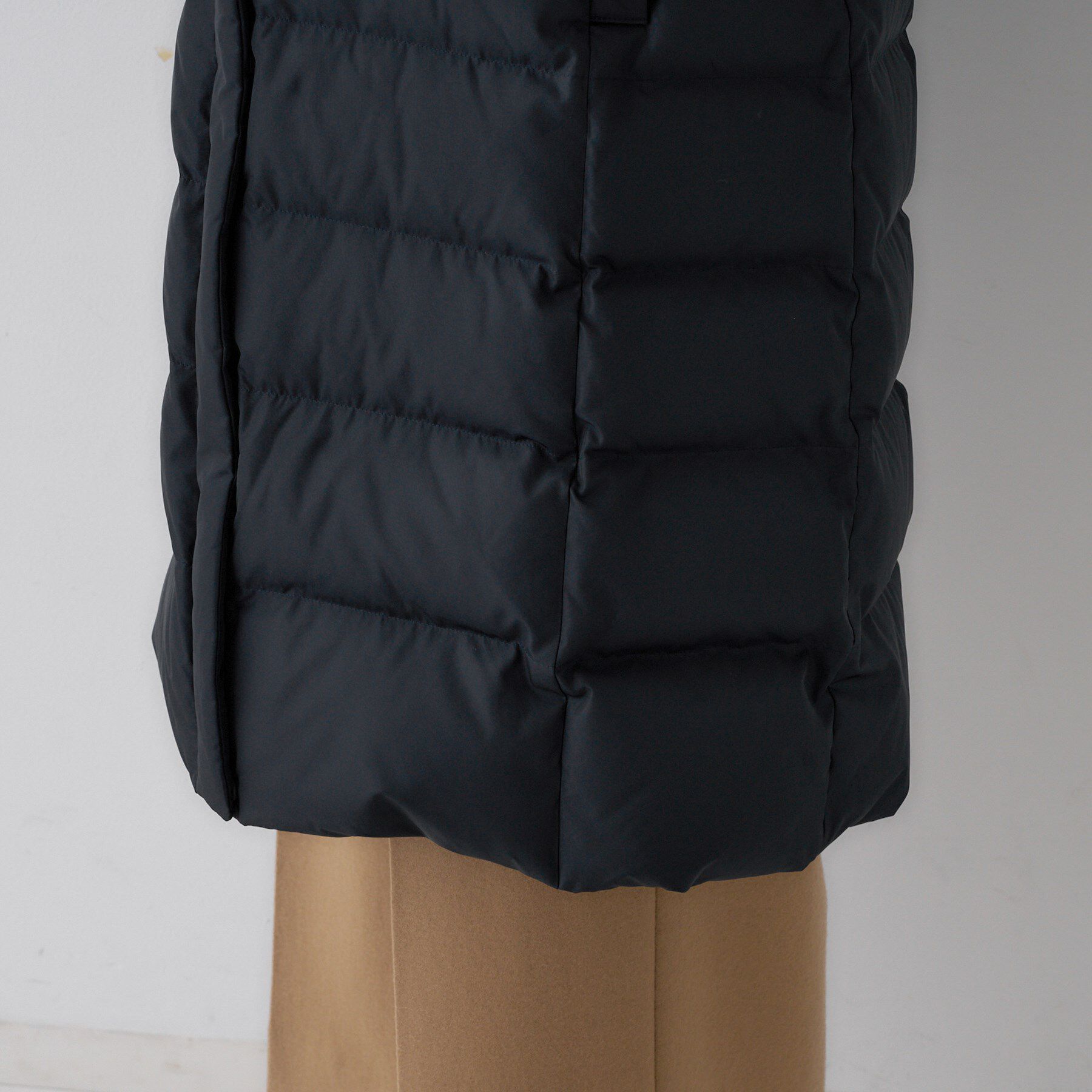 UNTITLED「【はっ水機能/フード取り外し可/防寒】ロングダウンコート」|ダウン|