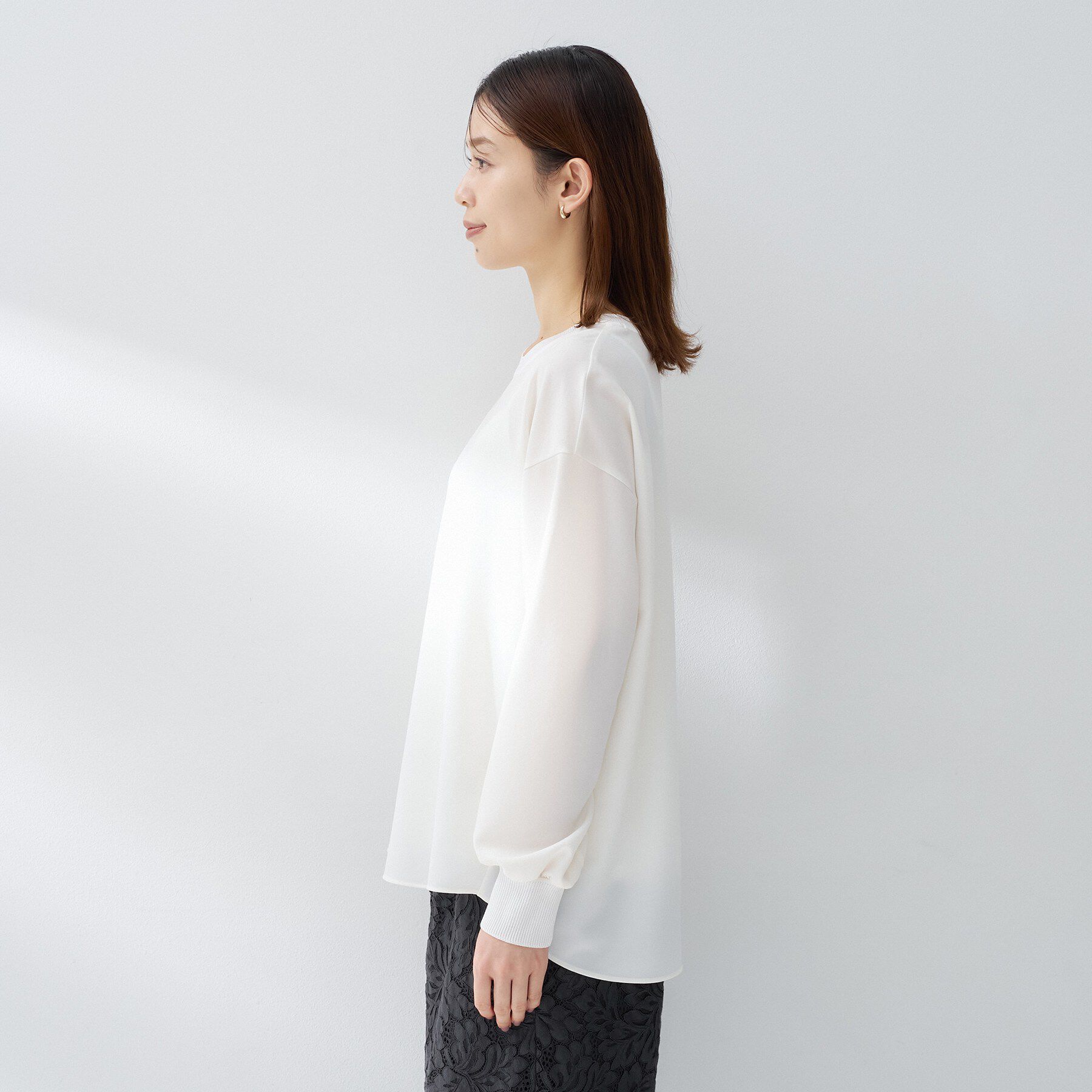 UNTITLED「【洗える/ゆったり】リッチジョーゼットブラウス」|シャツ・ブラウス|