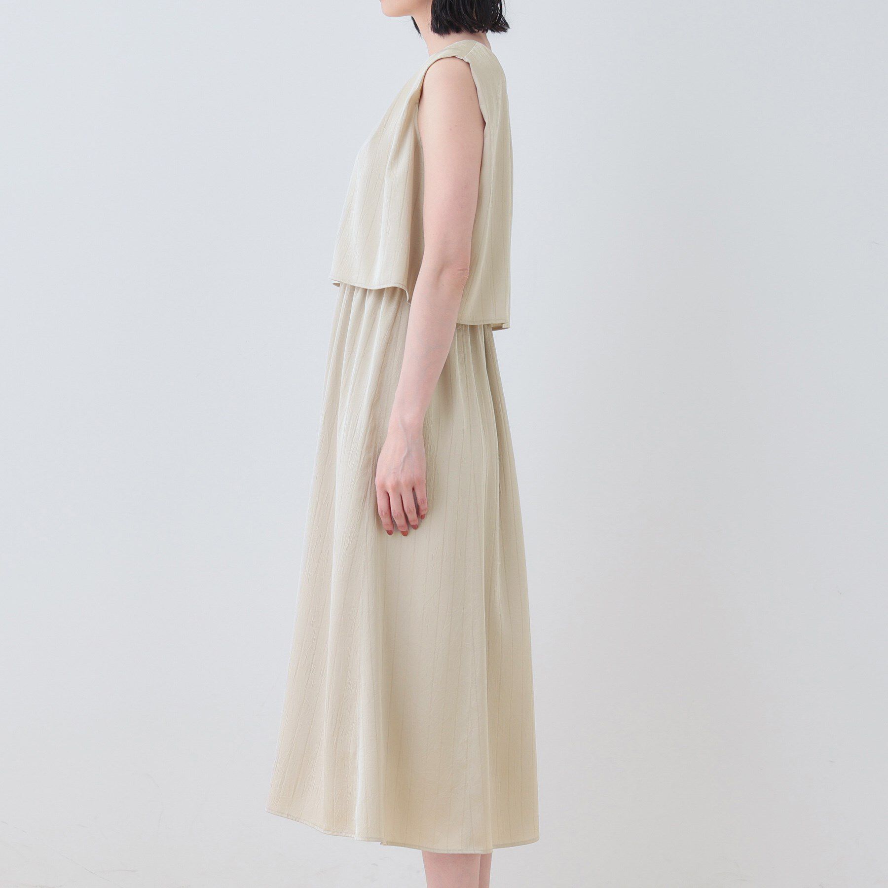 INDIVI「【洗える／UVケア／セット見え】ストライプ柄サテンワンピース」|ワンピース|