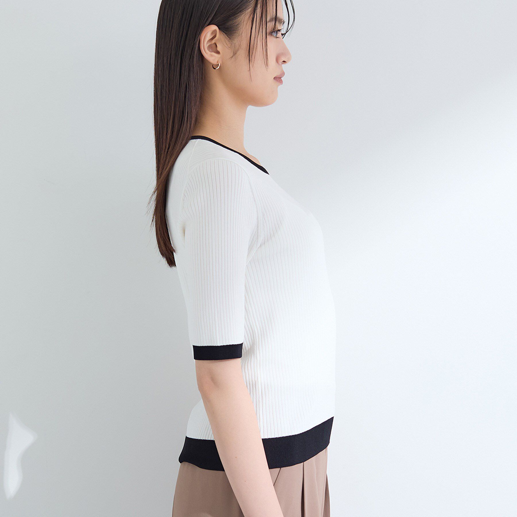 INDIVI「【インナーで活躍／アンサンブル】クルーネック半袖ニット」|ニット・セーター|