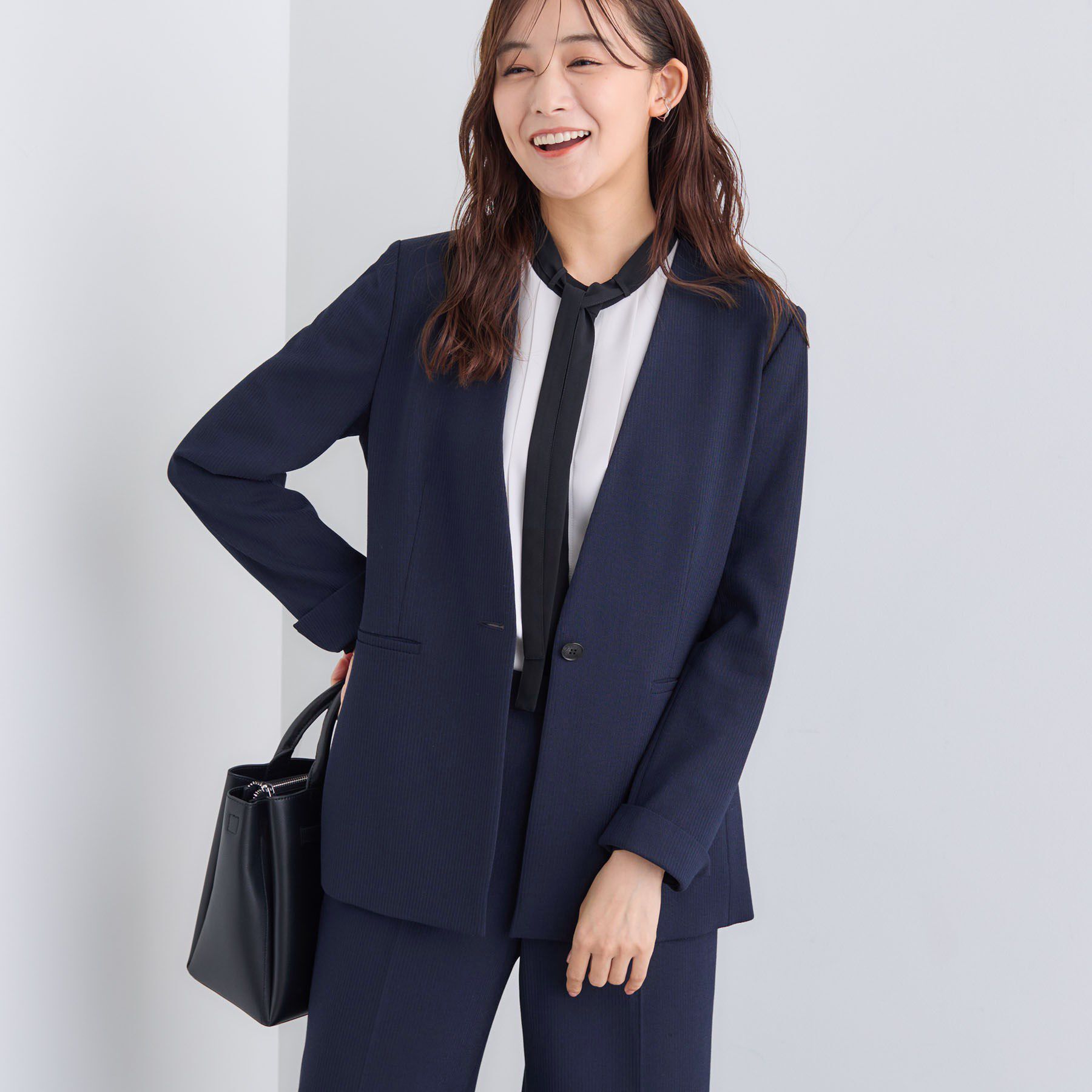 INDIVI「【日本製／通勤スーツ】プレシャスドビー ノーカラージャケット」|スーツ|ネイビー(094)