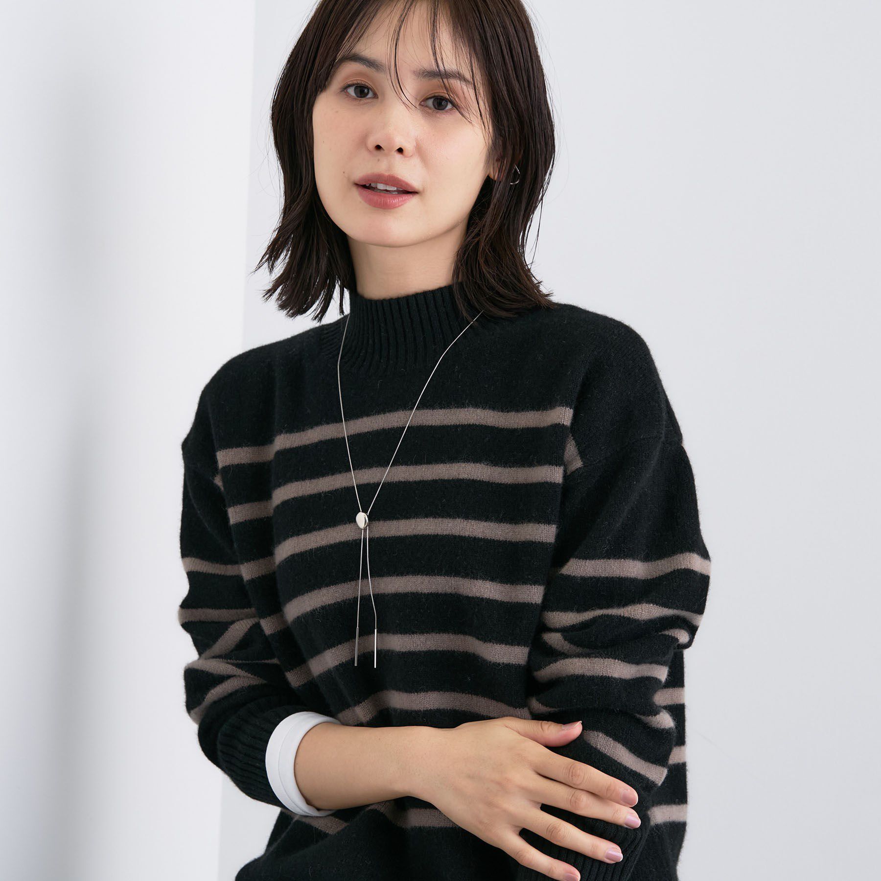 INDIVI「【冬ニット人気NO．1！／カシミヤ混】ミドルゲージハイネックニット」|ニット・セーター|