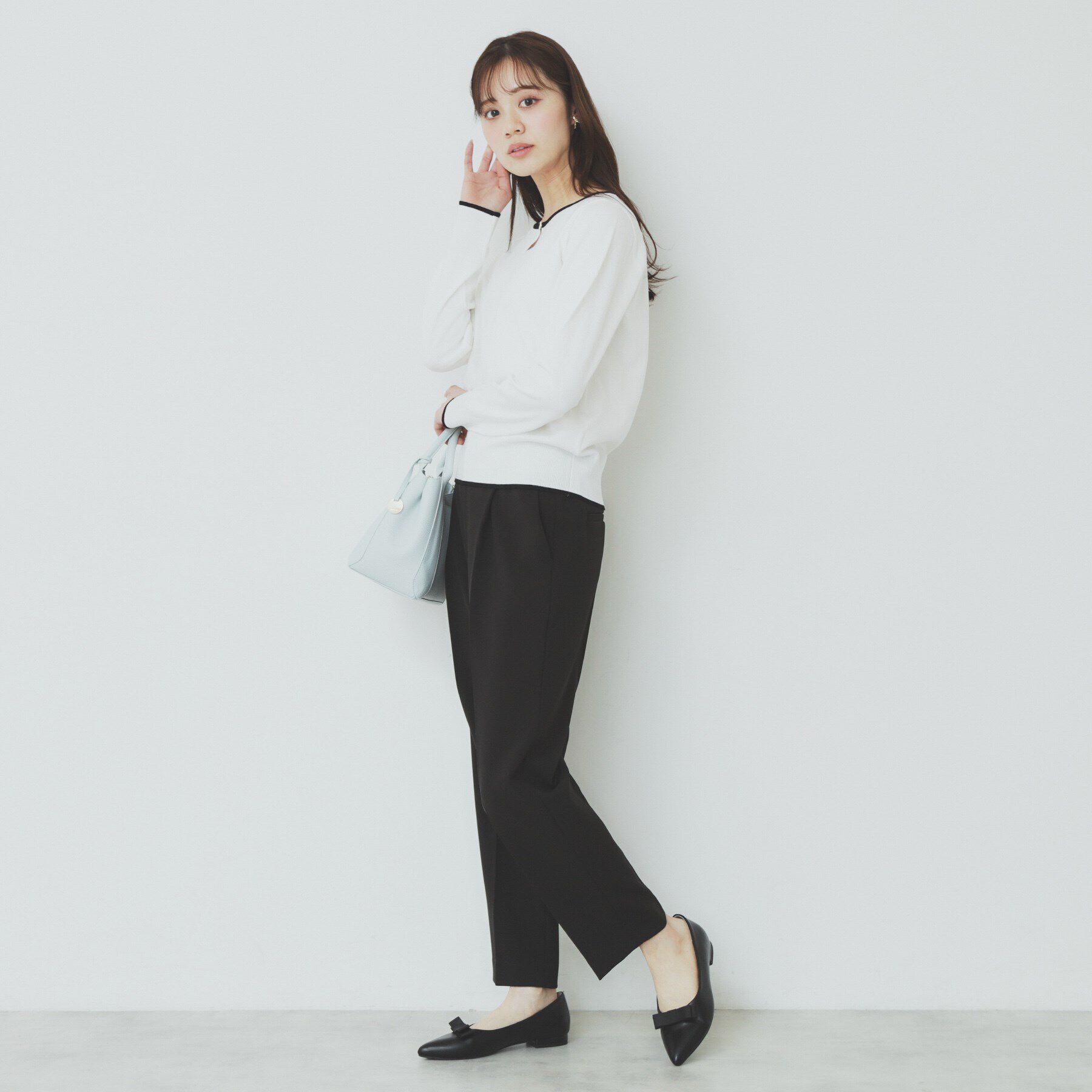 index「バイカラーキーネックニット【洗濯機洗い可】」|ニット・セーター|