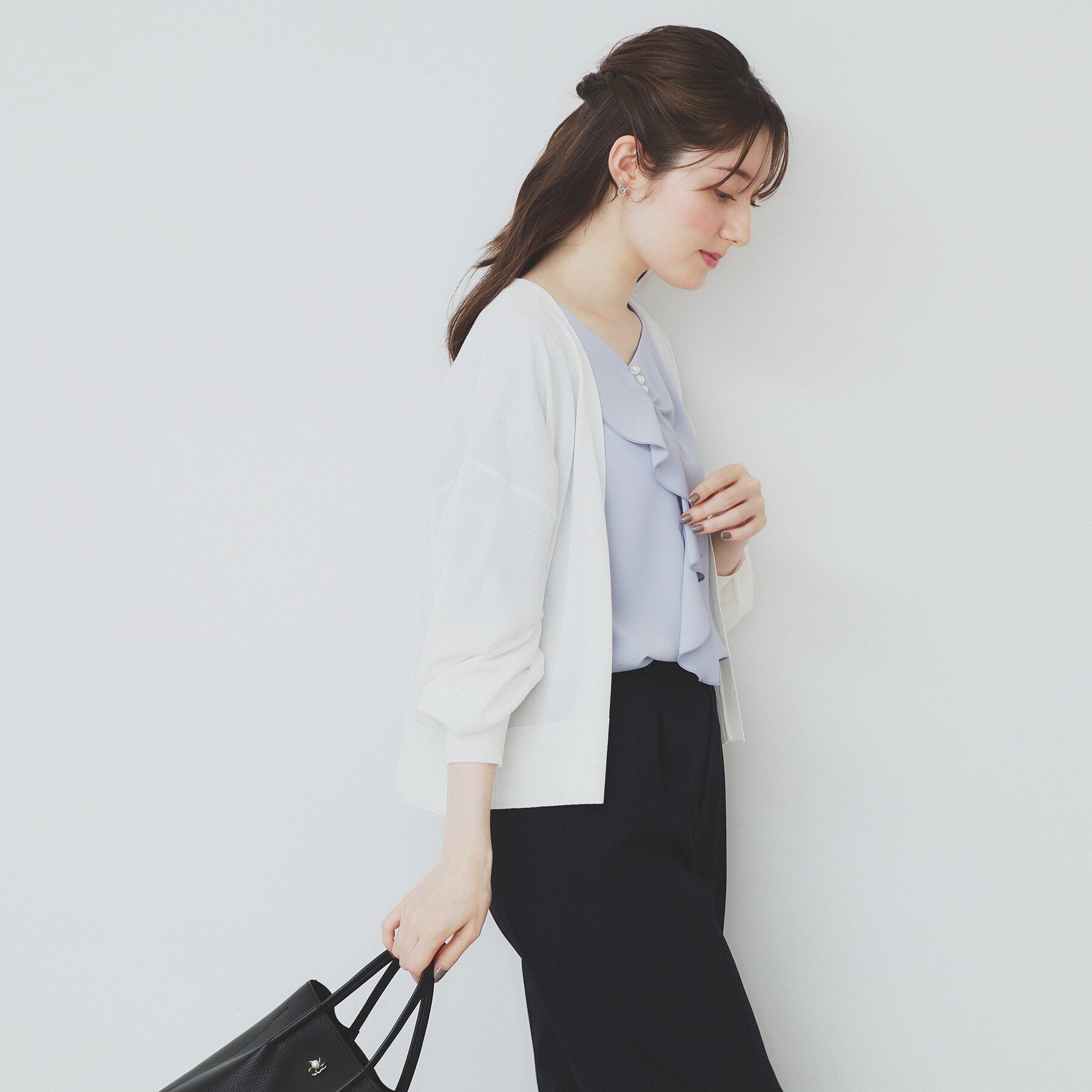 index「《6色展開》リラクシーショートカーディガン【洗濯機洗い可/接触冷感/抗ピル】」|カーディガン|