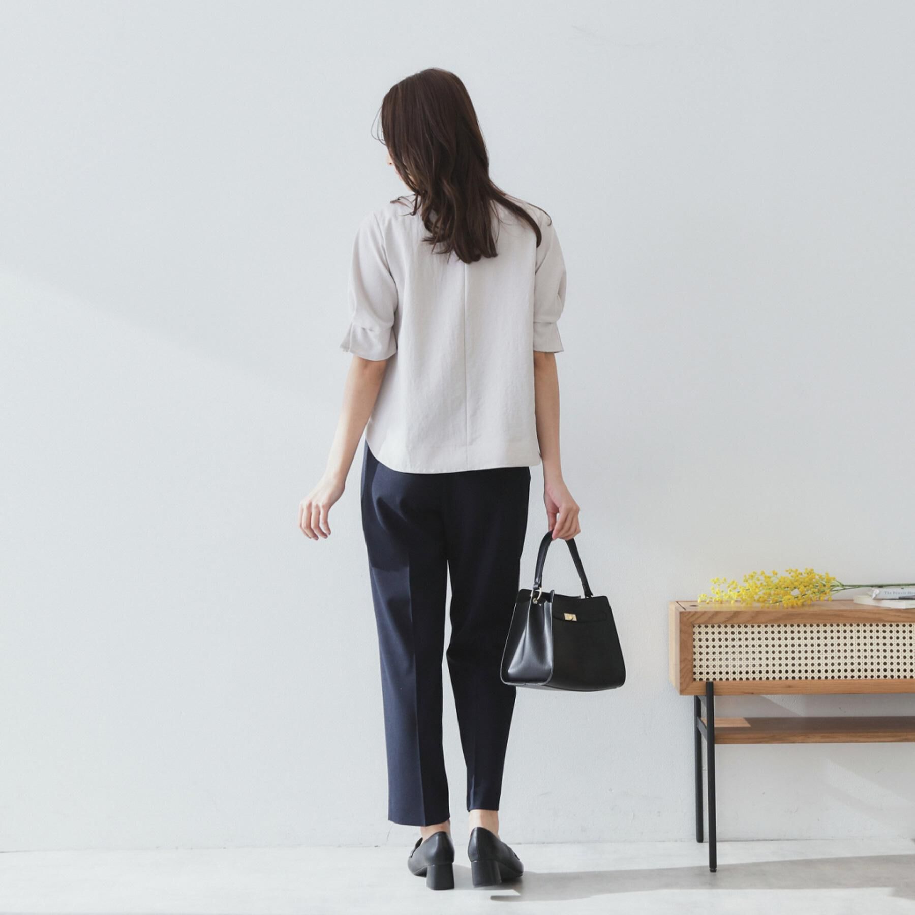 index「《8色展開/XS-LLサイズ》タックパフスリーブブラウス【洗濯機洗い可/吸水速乾/防シワ/抗ピル】」|シャツ・ブラウス|