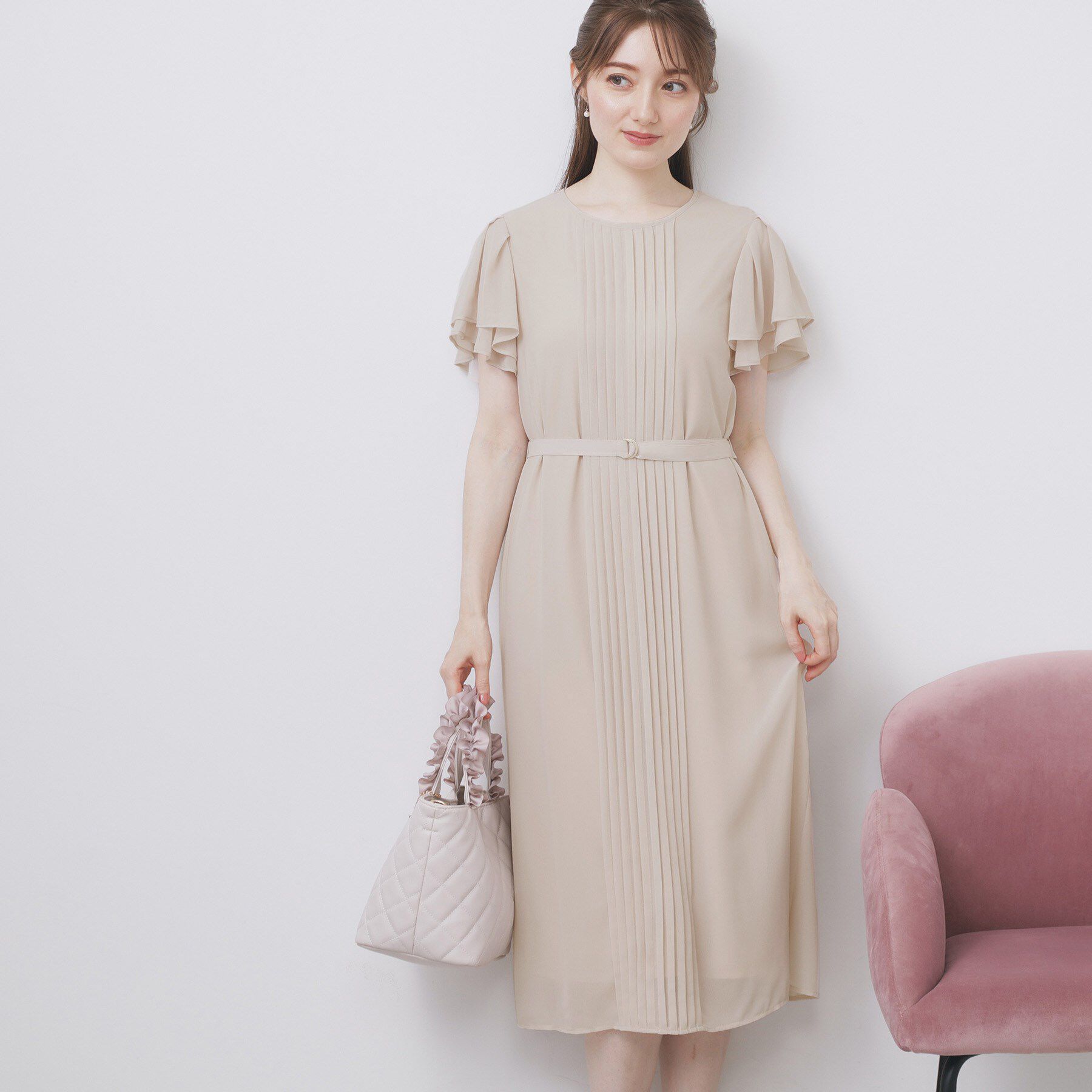 index「フロントタックIラインワンピース【洗濯機洗い可/防シワ】」|ワンピース|グレージュ(050)