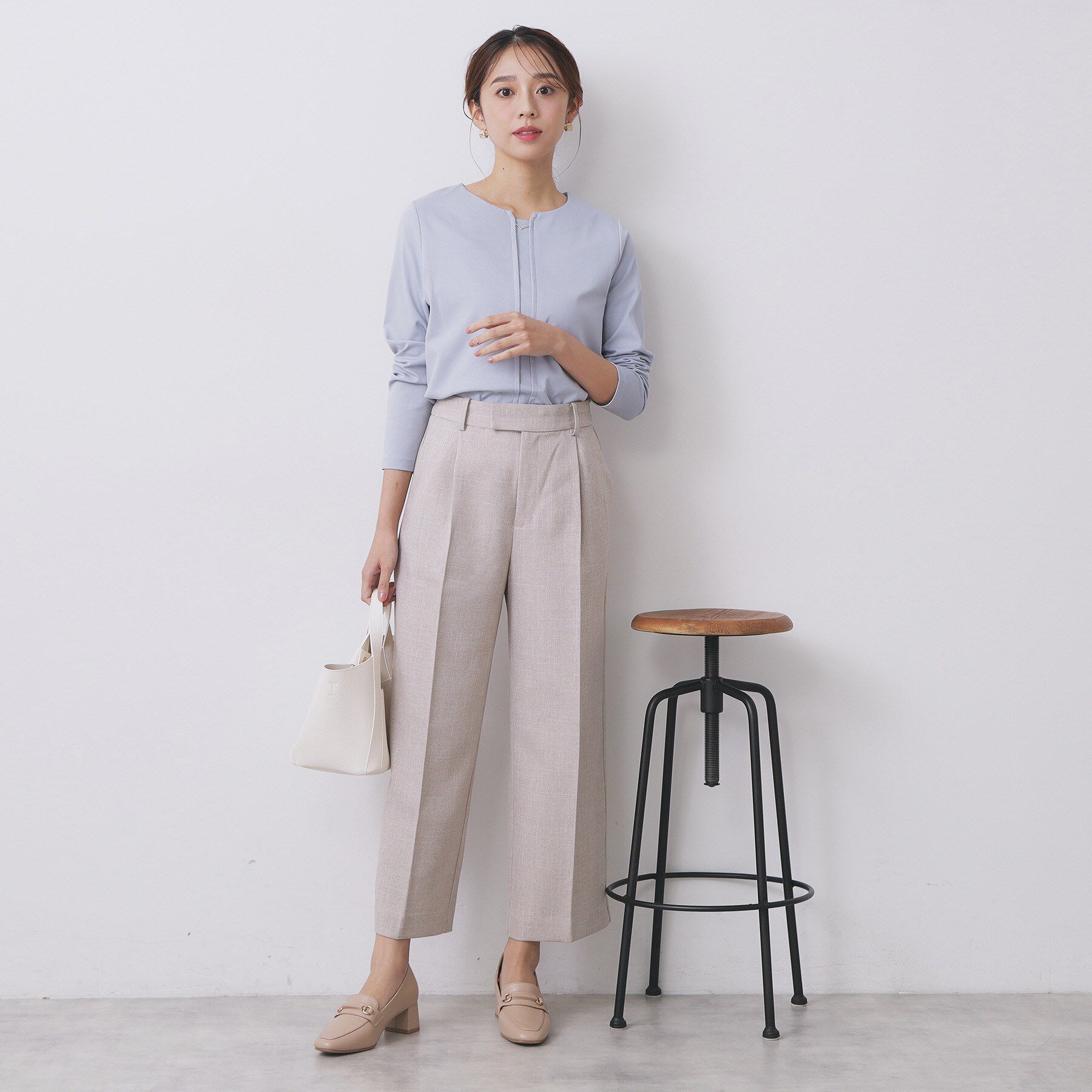 index「フロントタックモチーフポンチトップス【洗濯機OK】」|Tシャツ・カットソー|