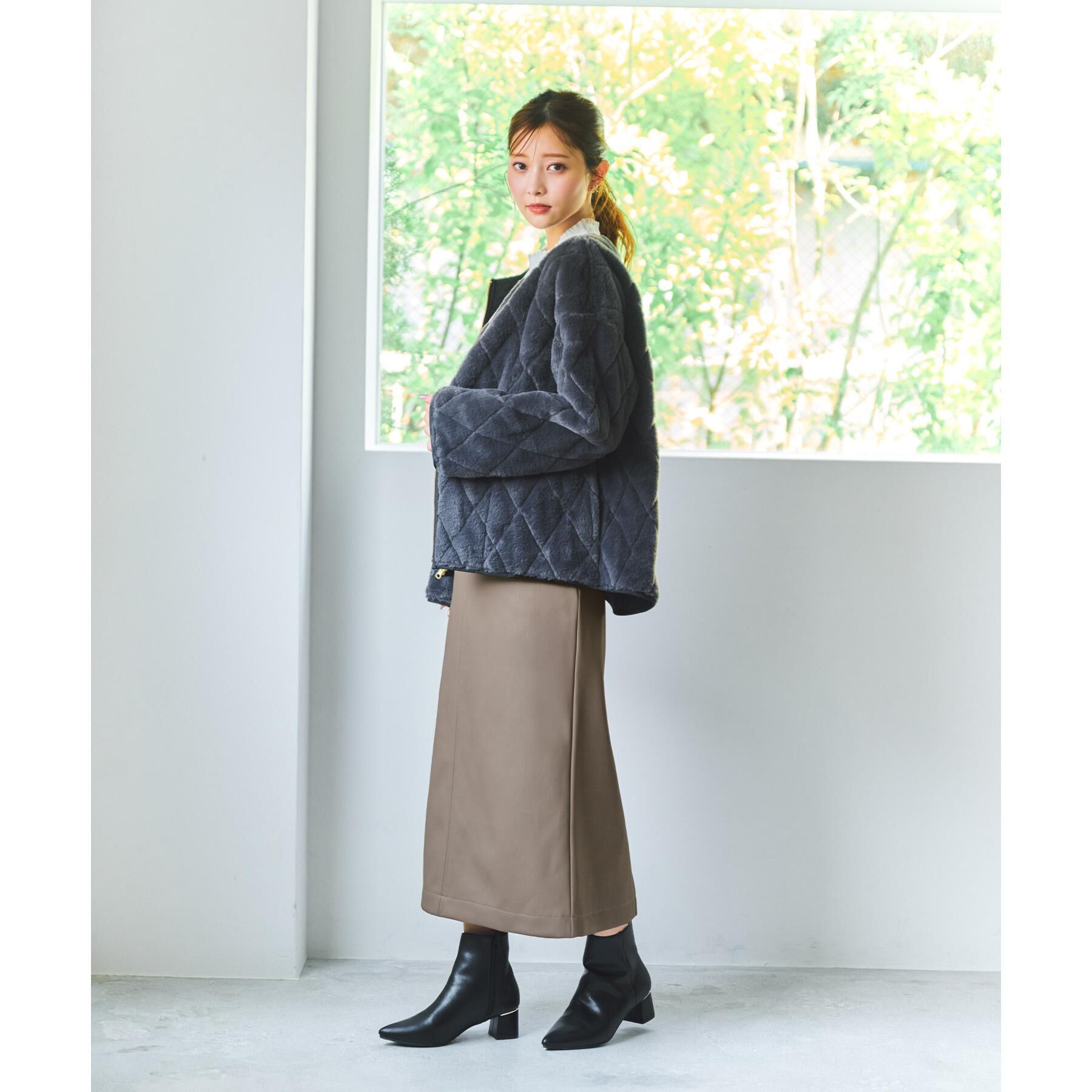 index「レザー調ストレッチAラインロングスカート【洗える】」|スカート|