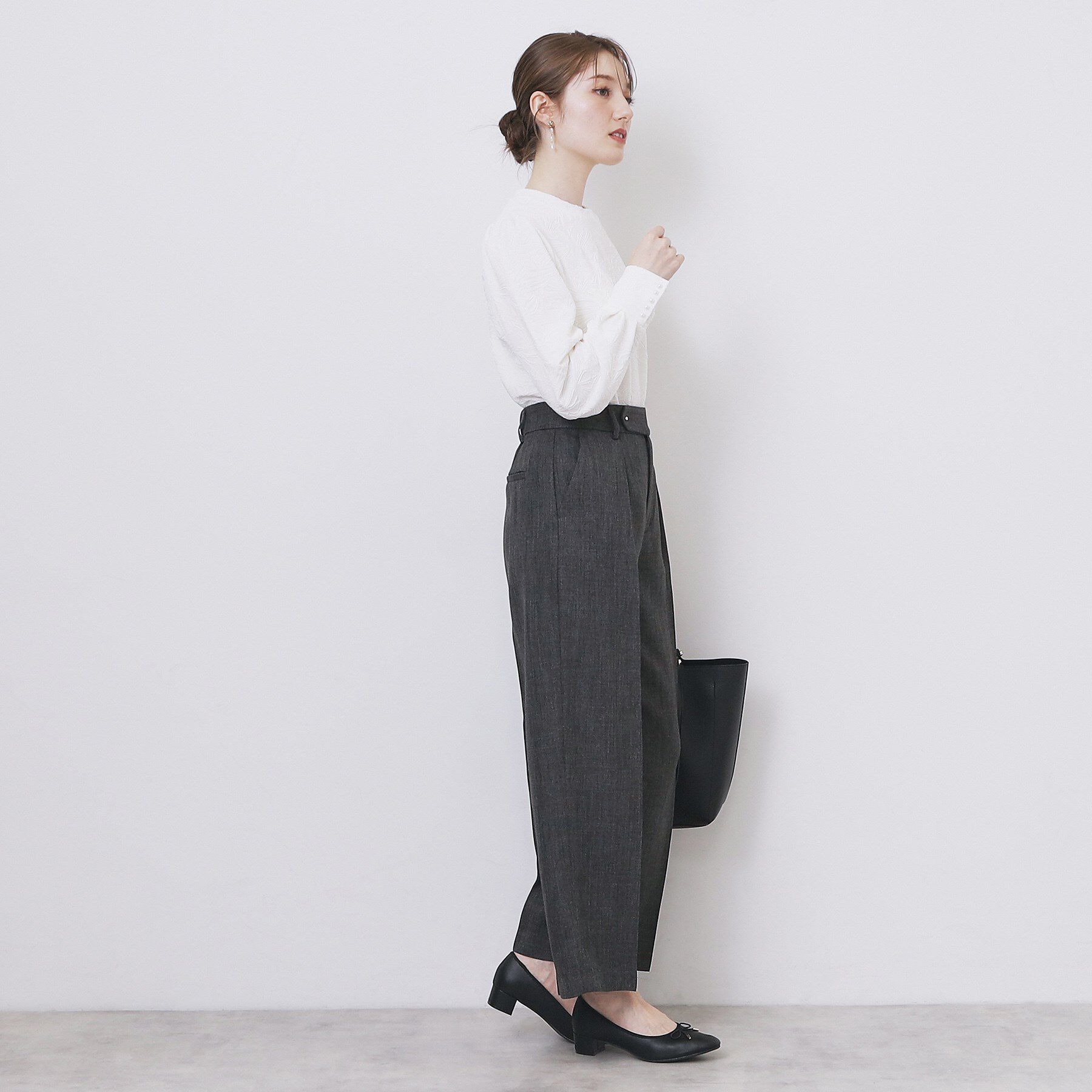 index「フラワージャカードパフスリーブトップス【洗濯機OK】」|Tシャツ・カットソー|