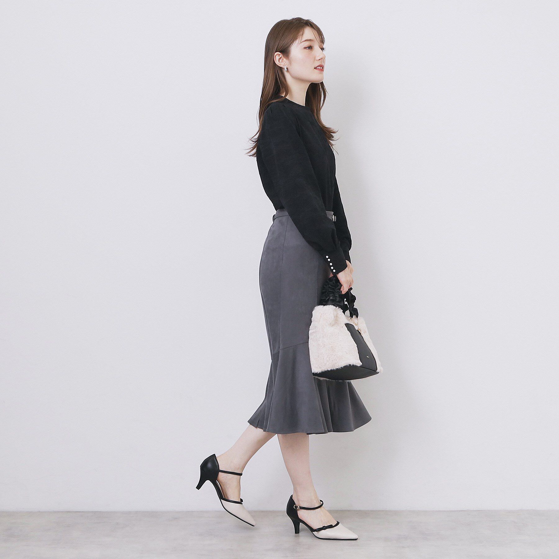 index「フラワージャカードパフスリーブトップス【洗濯機OK】」|Tシャツ・カットソー|