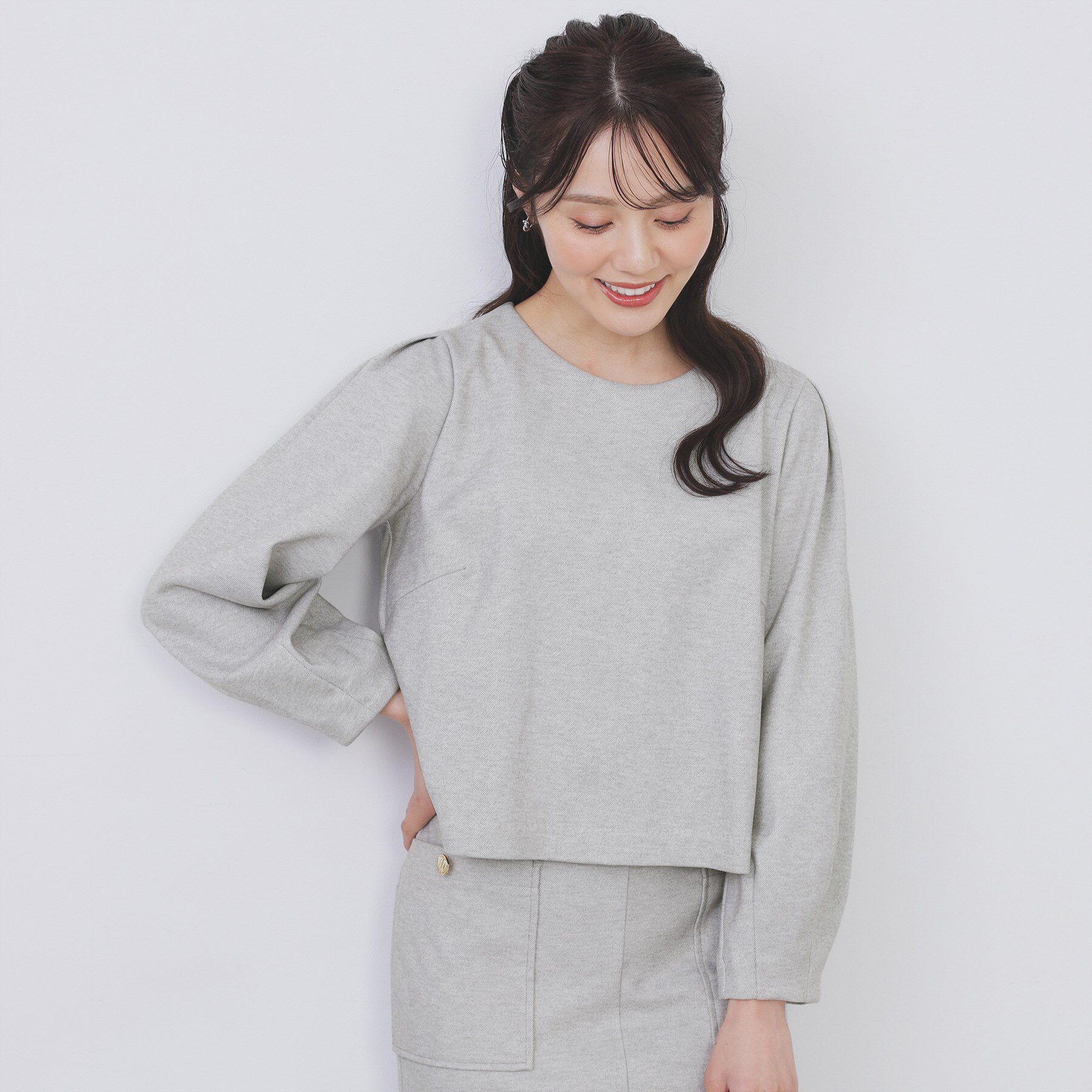 index「コンパクトパフトップス【洗濯機OK/抗ピル/ストレッチ】」|Tシャツ・カットソー|グレー(012)