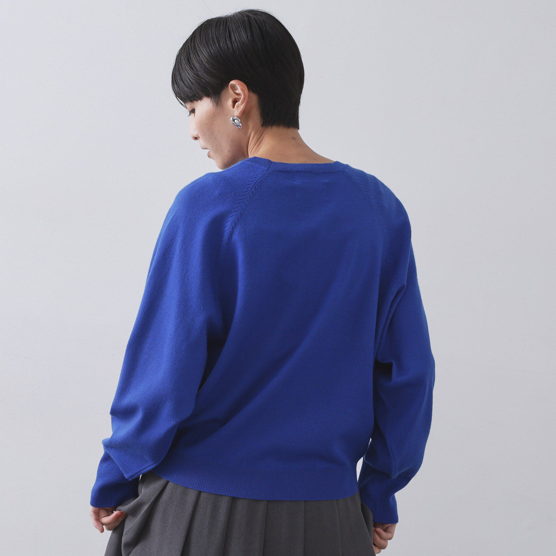 OPAQUE.CLIP「ラグランクルーネックニット/エクストラファインメリノウール【THEシリーズ/洗濯機OK】」|ニット・セーター|