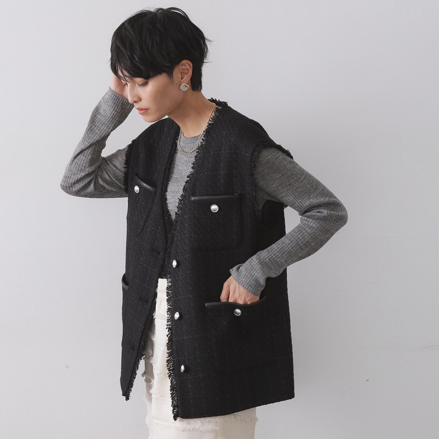 OPAQUE.CLIP「ツイードVネックベスト【洗濯機OK】」|ベスト・ジレ|ブラック(019)