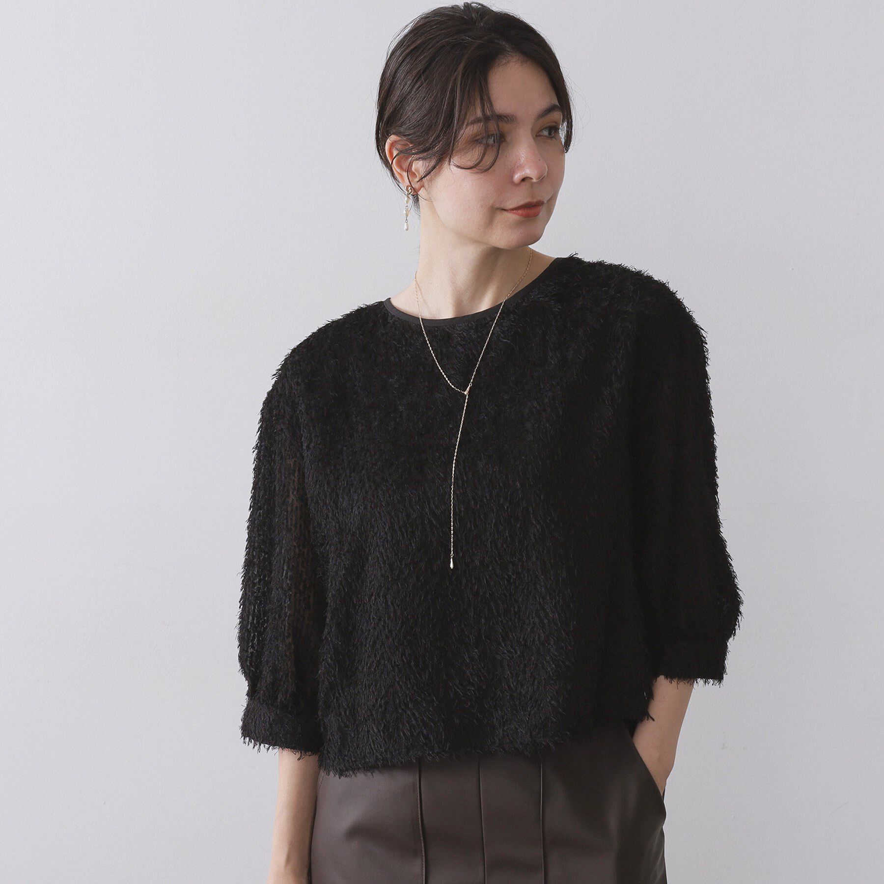 OPAQUE.CLIP「前後2WAY　シアーフリンジジャカードブラウス【洗濯機OK】」|シャツ・ブラウス|ブラック(019)