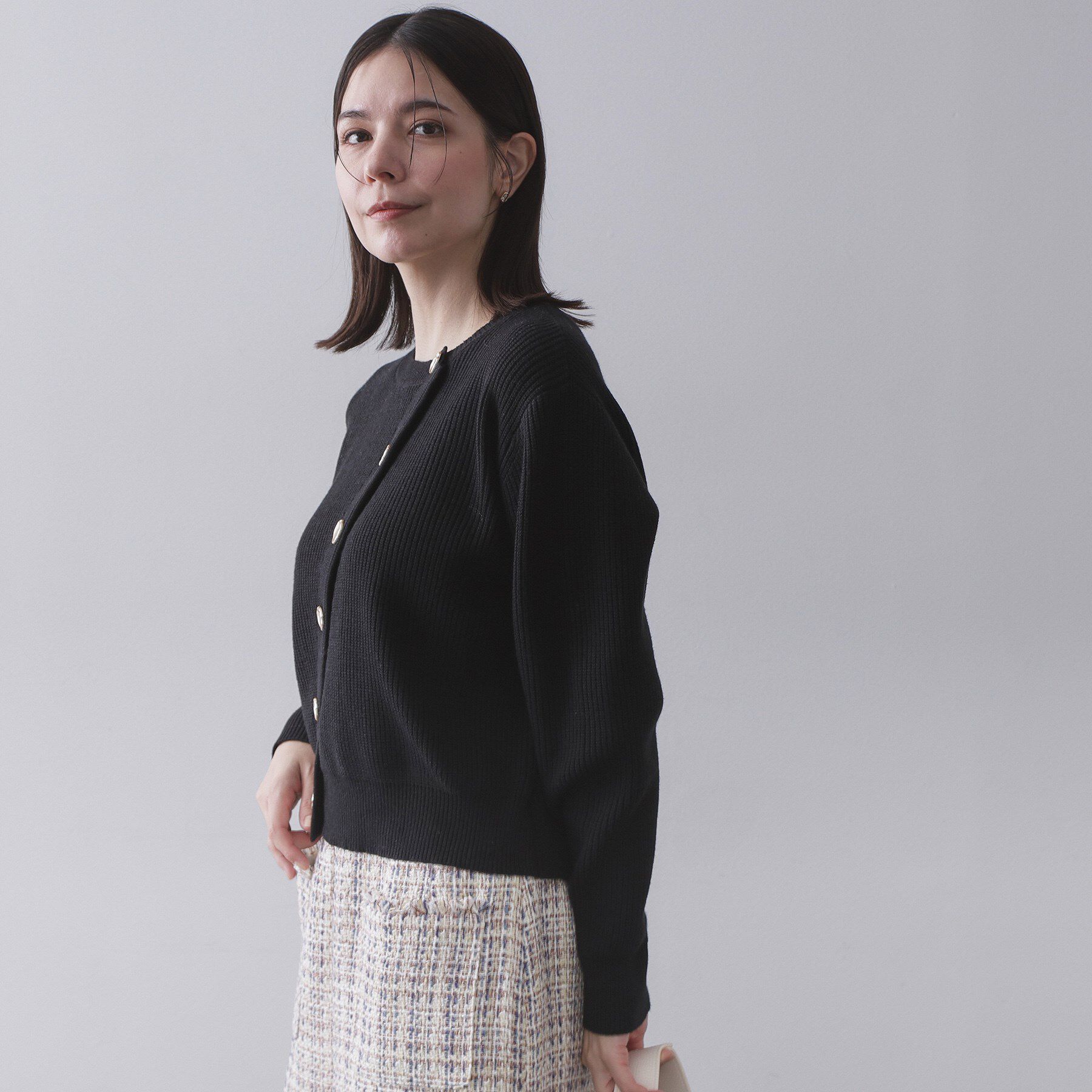 OPAQUE.CLIP「アシンメトリーボタンカーディガン【洗濯機OK】」|カーディガン|