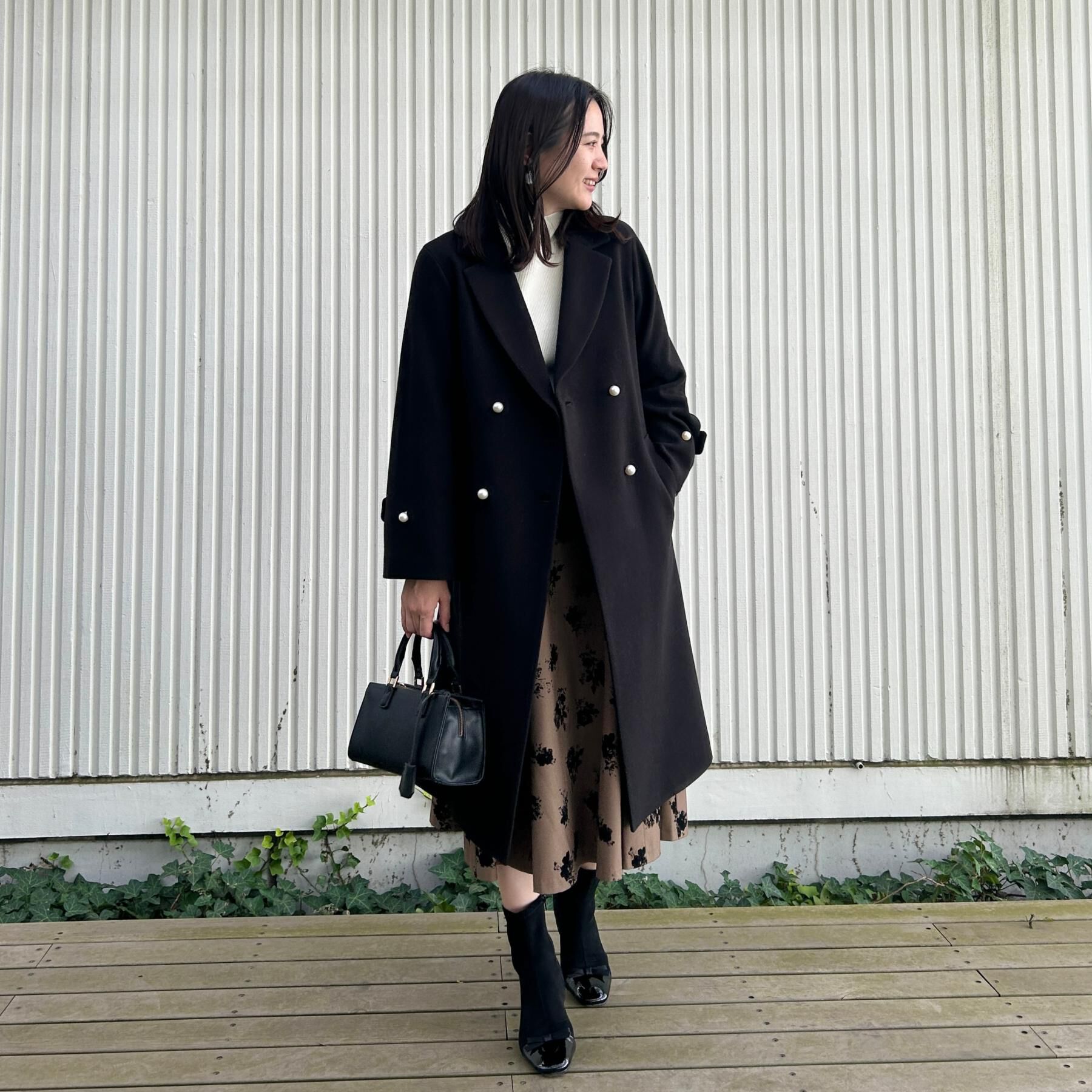 Couture broach「【大人上品・ベルト付き】パール調釦チェスターコート」|チェスターコート|