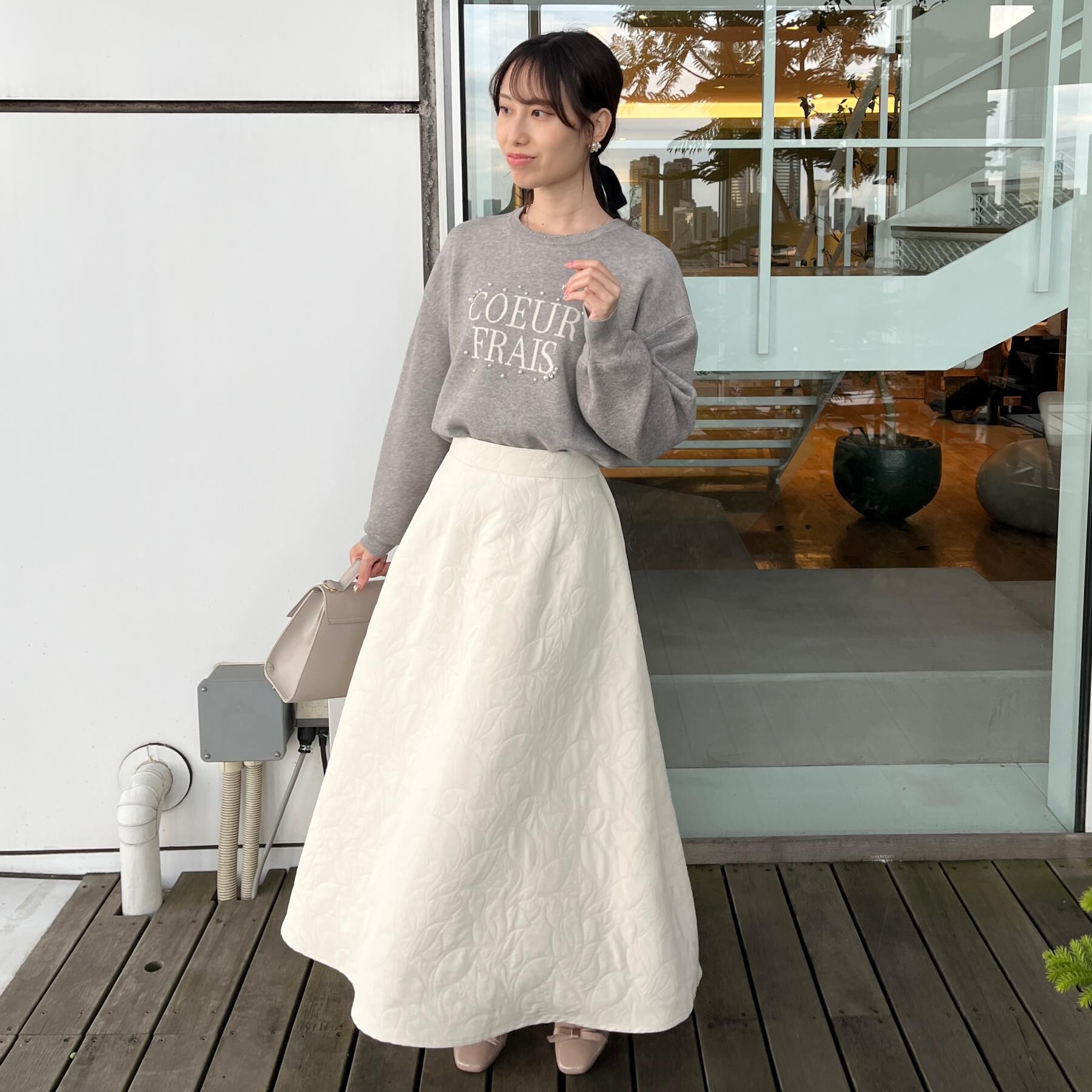 Couture broach「【パール調・ビジューデザイン】華やかロゴニット」|ニット・セーター|