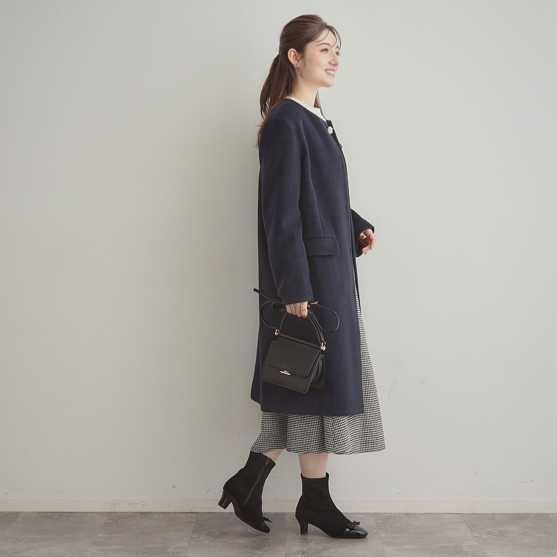 Couture broach「【通勤/ビジューブローチ付き】ノーカラー ロングコート」|ノーカラーコート|