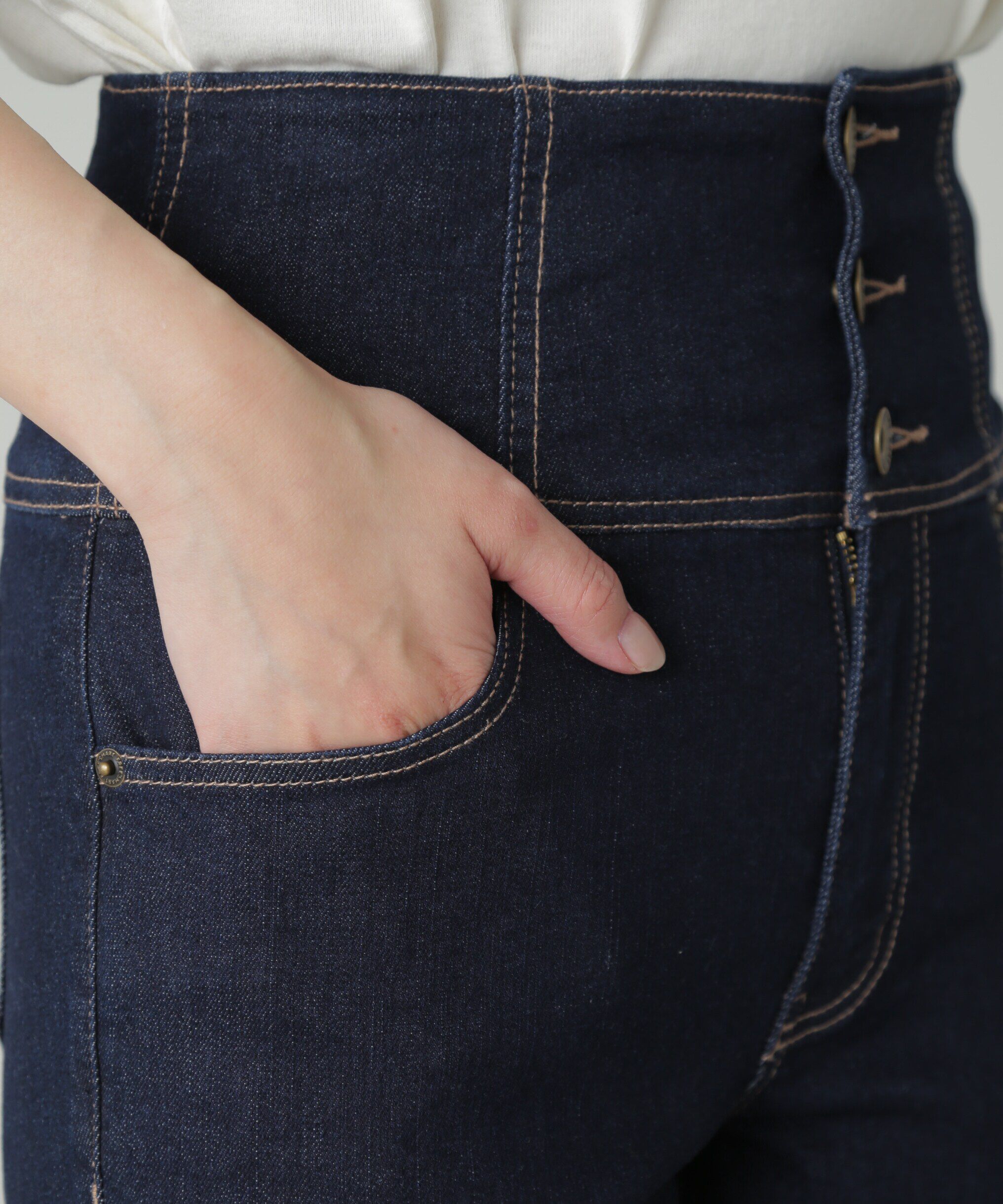  「ハイウエストボタンフライスキニーデニムパンツ」|その他|