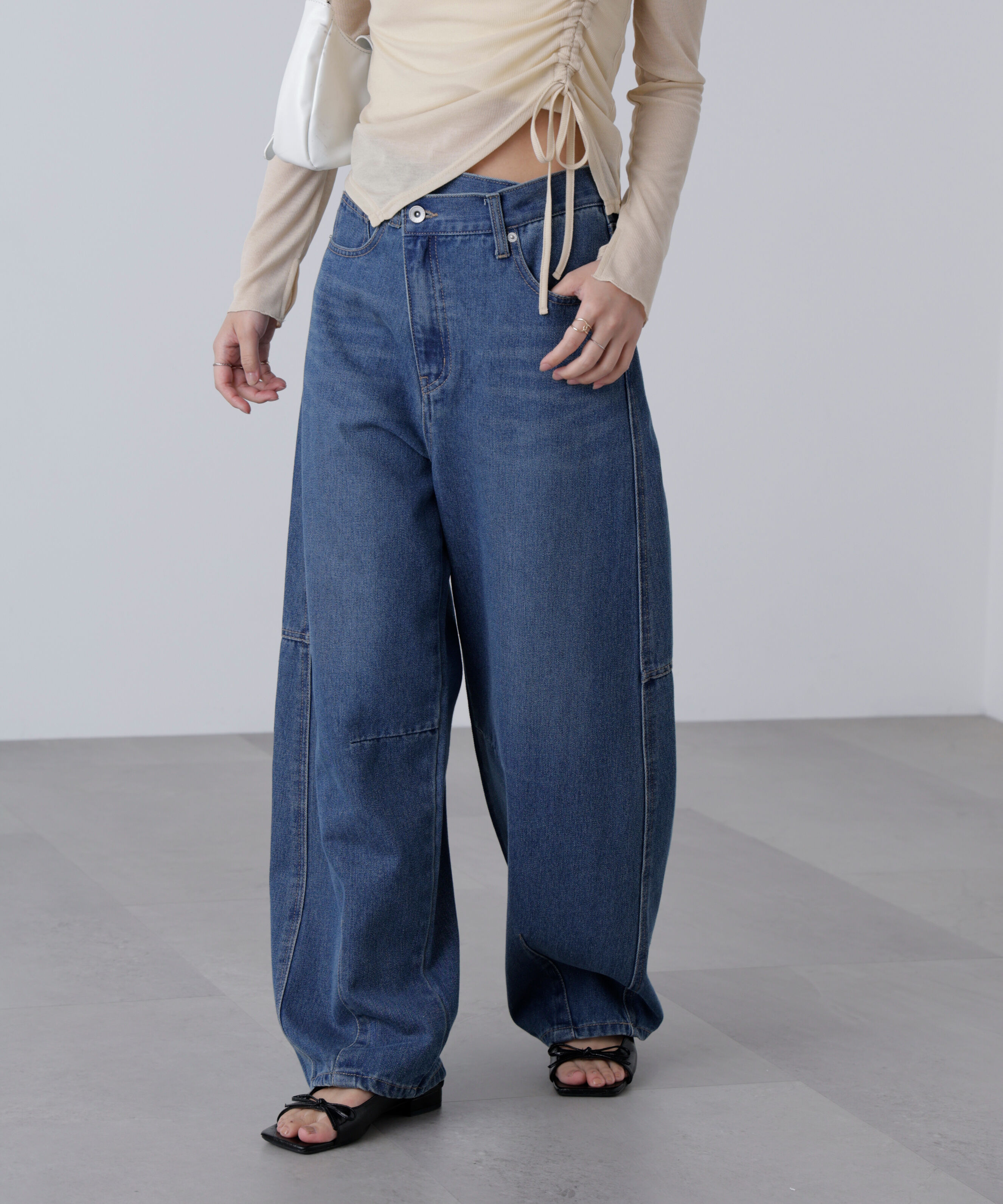  「[低身長サイズ/Sシリーズ]アシメベルトコクーンデニムパンツ」|その他|