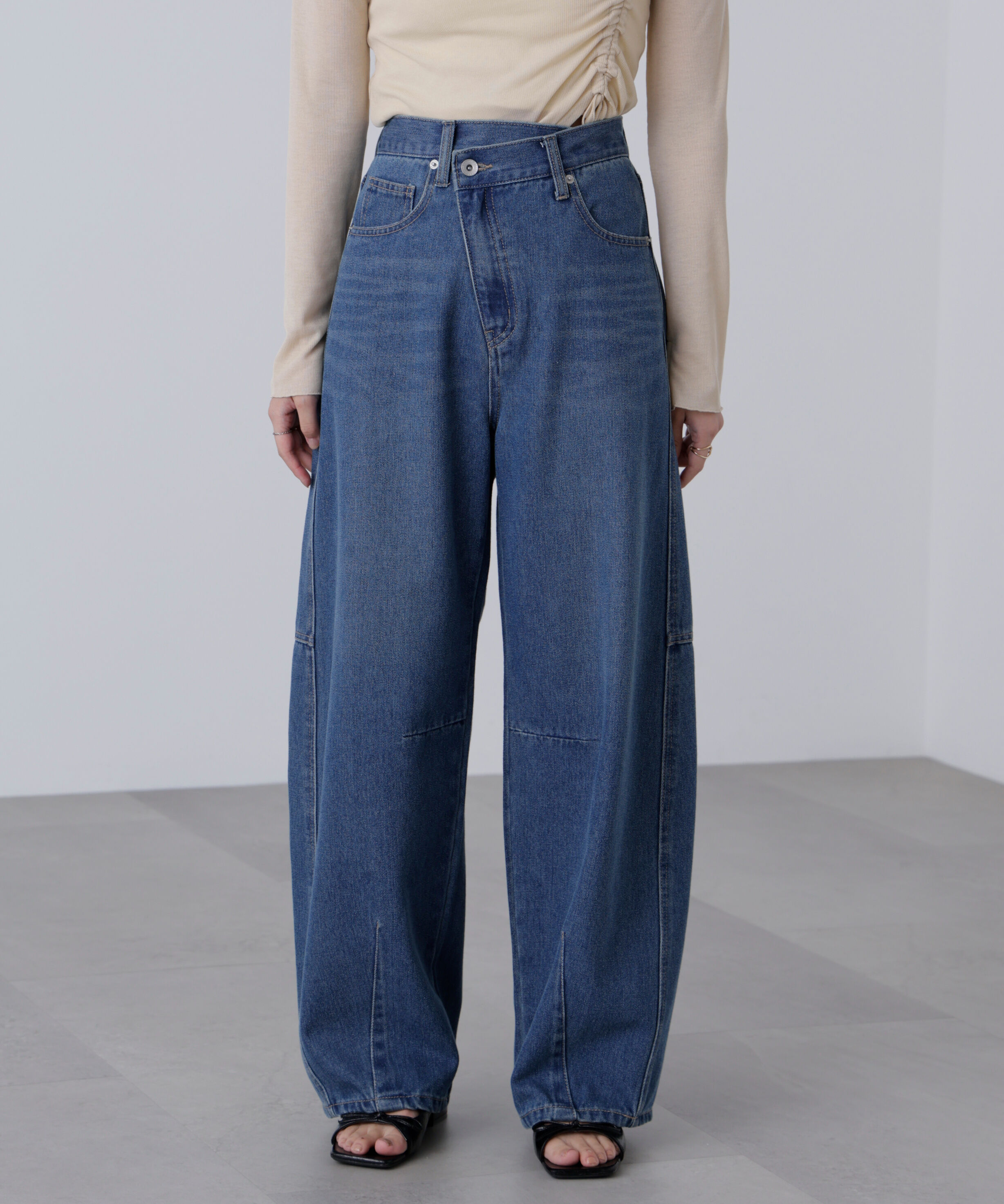  「[低身長サイズ/Sシリーズ]アシメベルトコクーンデニムパンツ」|その他|