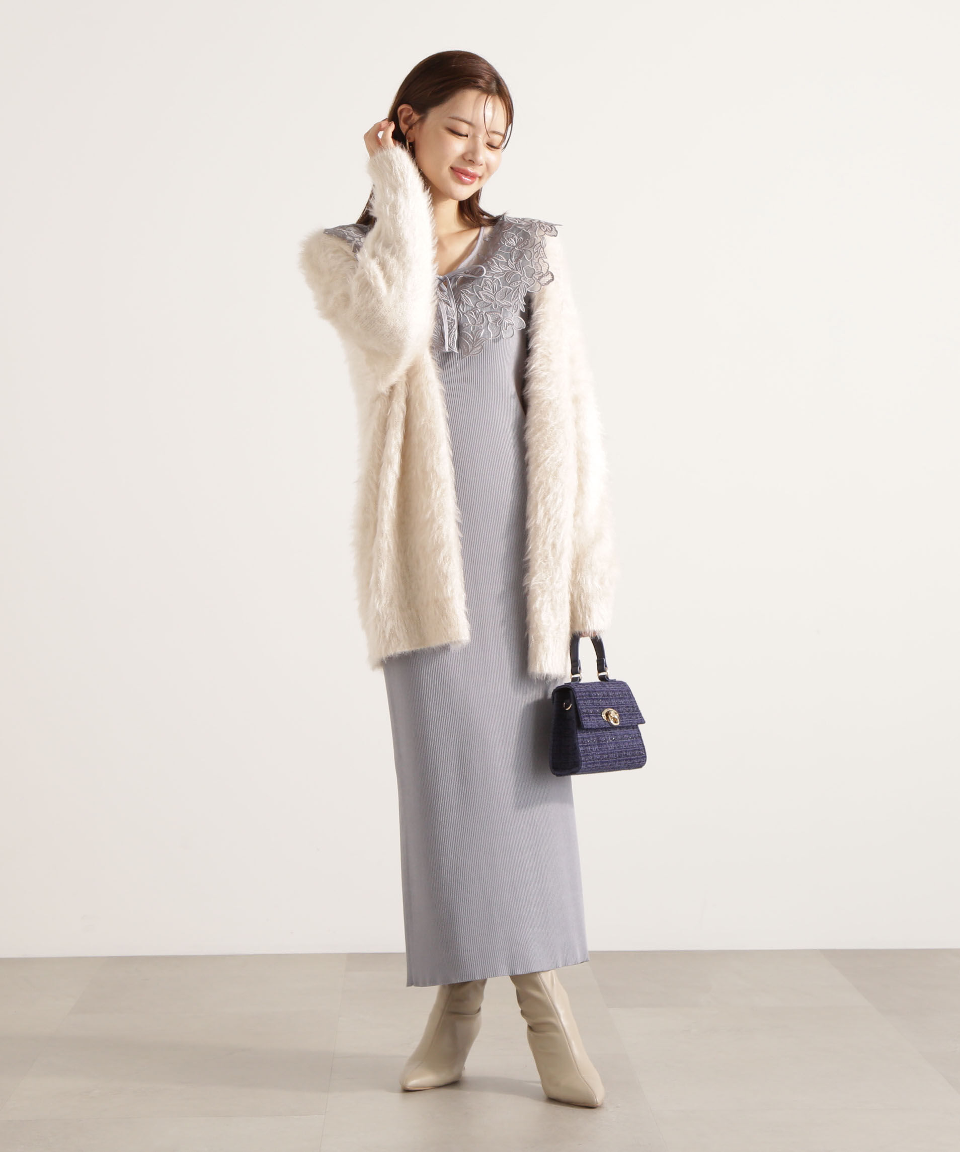 PROPORTION BODY DRESSING「ケープ風レース付きニットワンピース 25AW」|ワンピース|