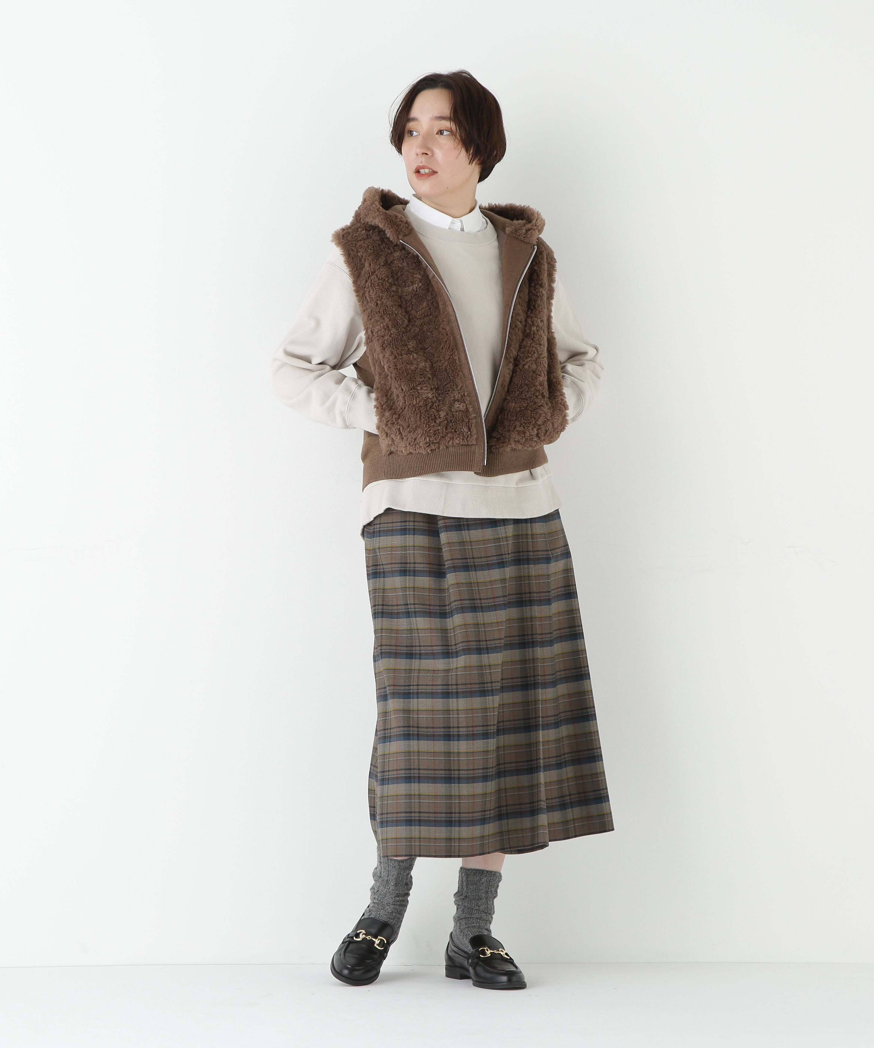  「◆フェイクファージップアップフードベスト」|その他|