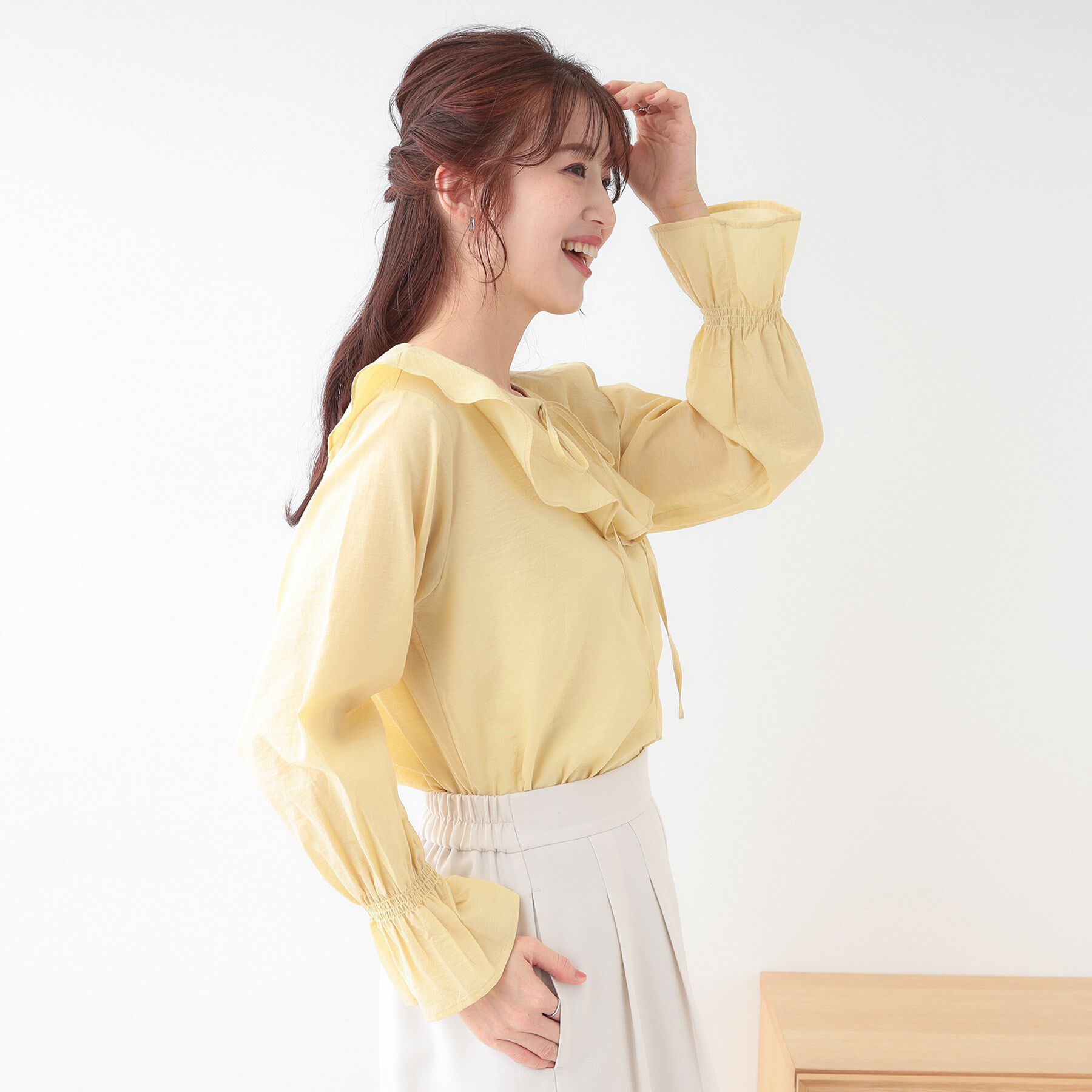 SHOO･LA･RUE「【洗える/S-LL】甘すぎない大人のフリルブラウス」|シャツ・ブラウス|