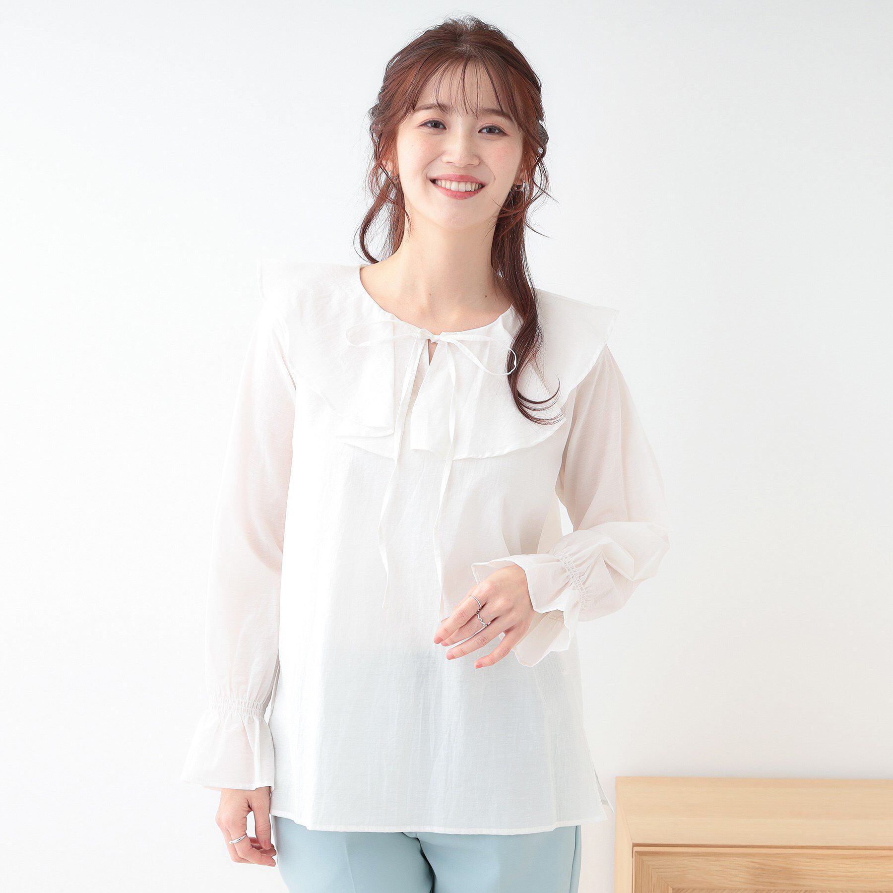 SHOO･LA･RUE「【洗える/S-LL】甘すぎない大人のフリルブラウス」|シャツ・ブラウス|
