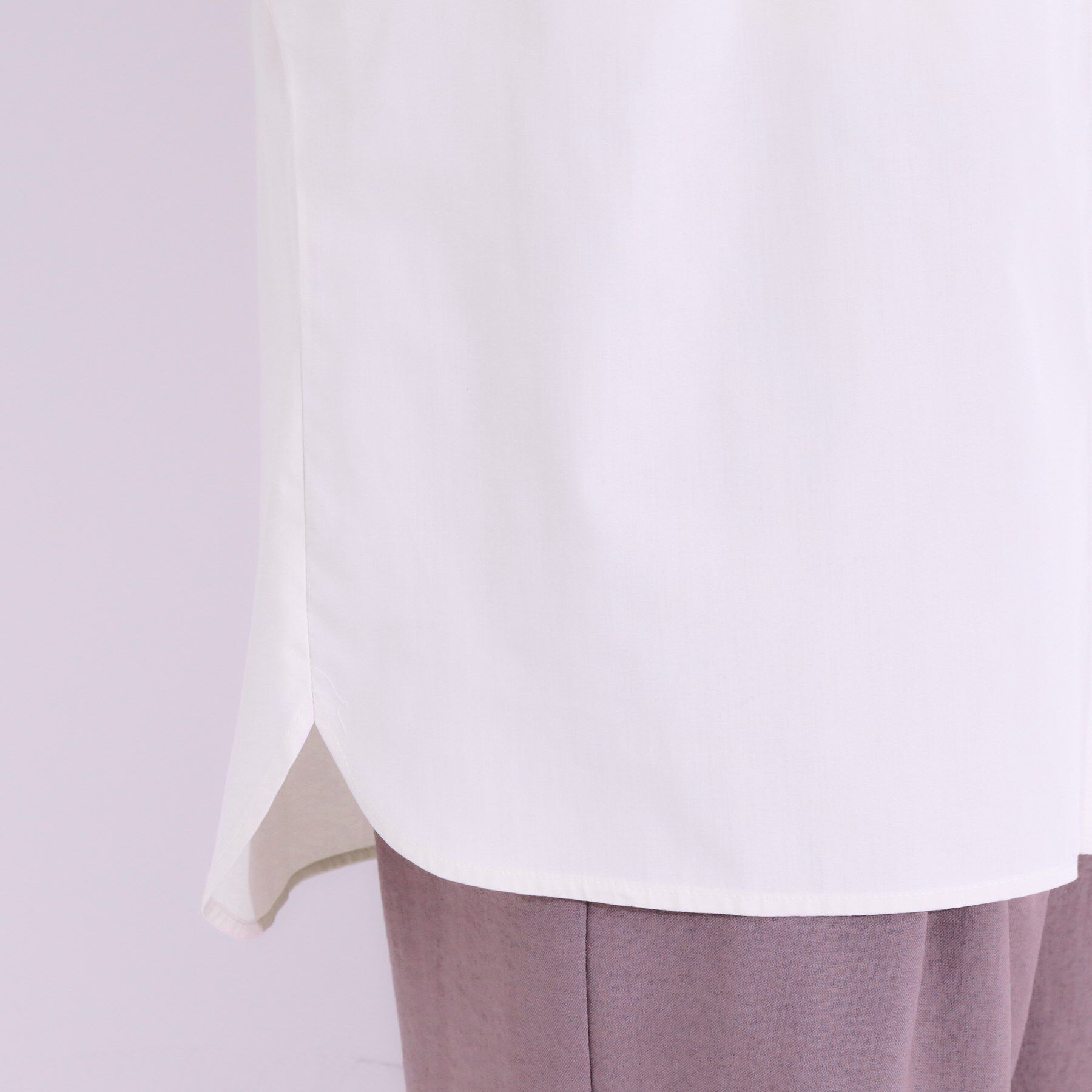 SHOO･LA･RUE「【洗える/S-LL】大人の上品シルエット タックデザイン 5分袖ブラウス」|シャツ・ブラウス|