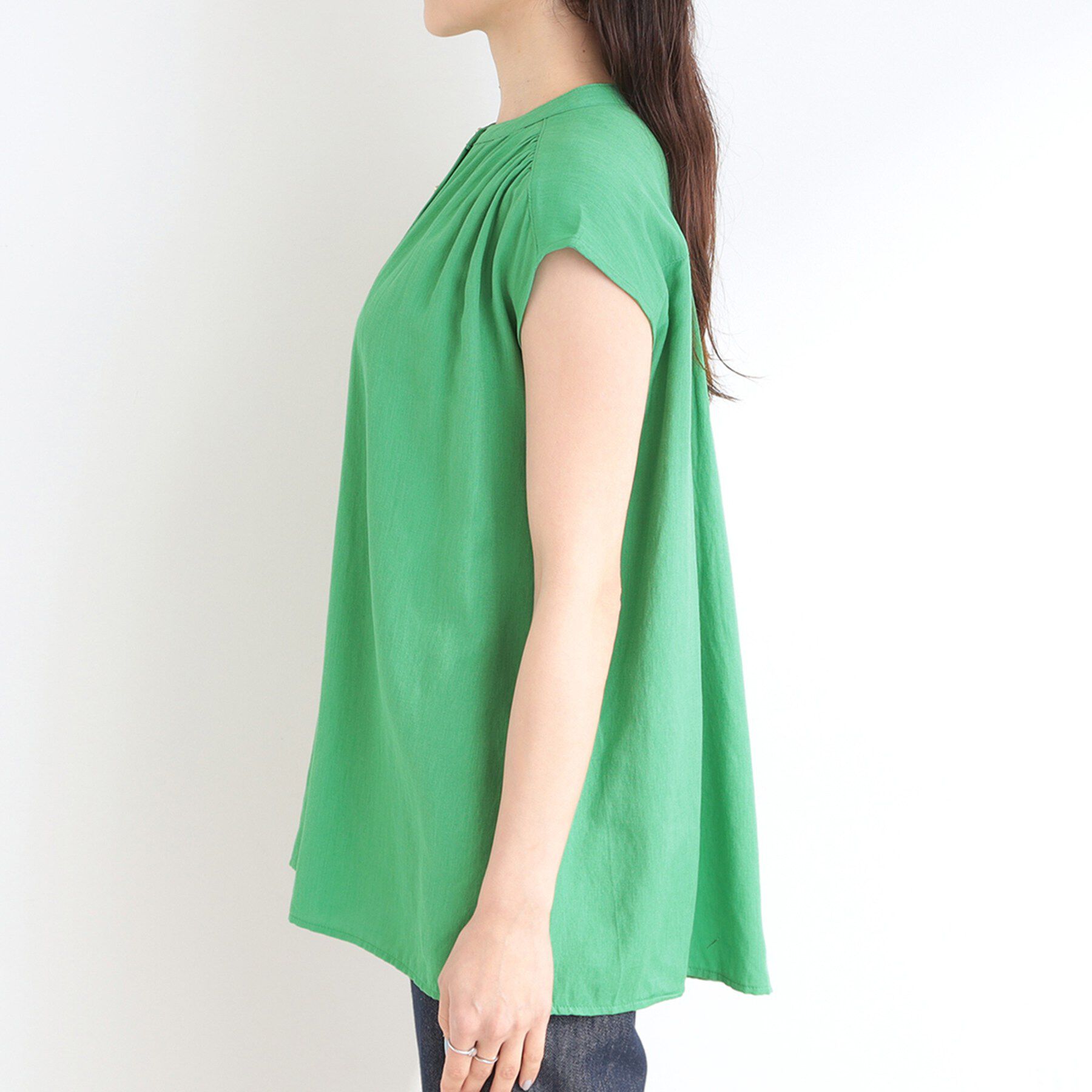 SHOO･LA･RUE「【S-LL/洗濯後しわになりにくい】上品にきれい見え スラブギャザーブラウス」|シャツ・ブラウス|