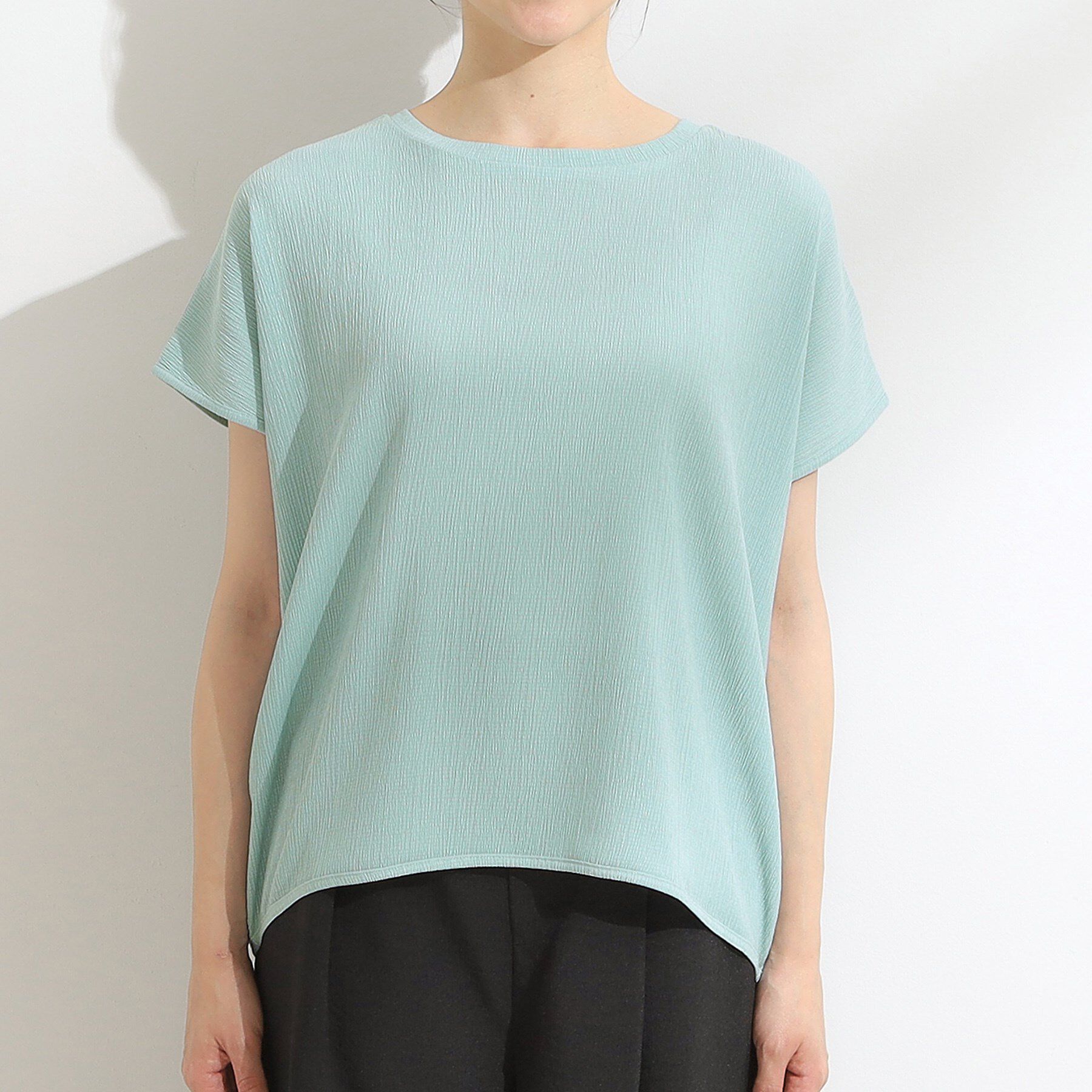 SHOO･LA･RUE「【S-LL】ブラウス見えする 軽やかな着心地の しぼしぼトップス」|Tシャツ・カットソー|