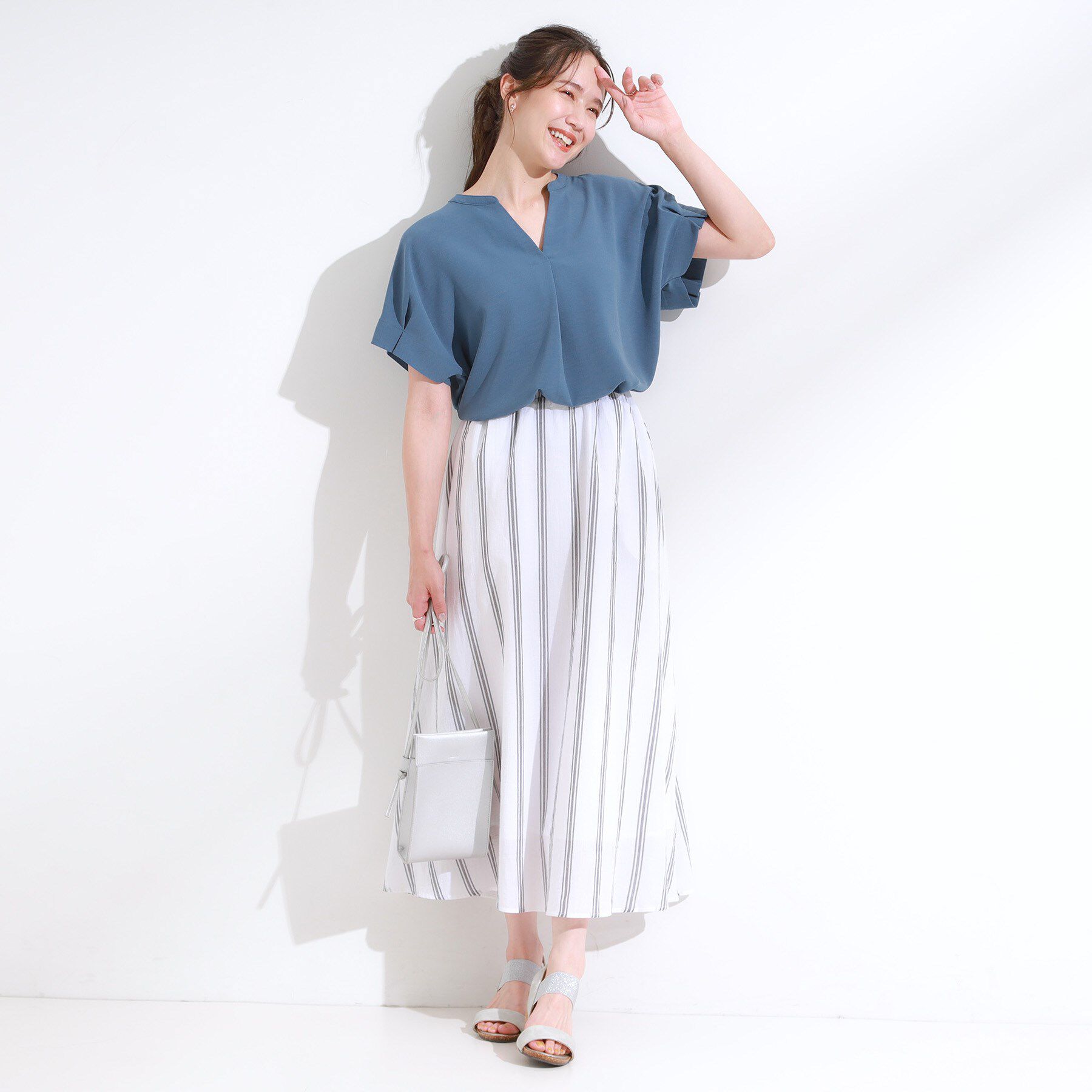 SHOO･LA･RUE「【S-LL/セットアップ可/ひんやり】きちんと見えで上品 お袖タック スキッパーブラウス」|シャツ・ブラウス|